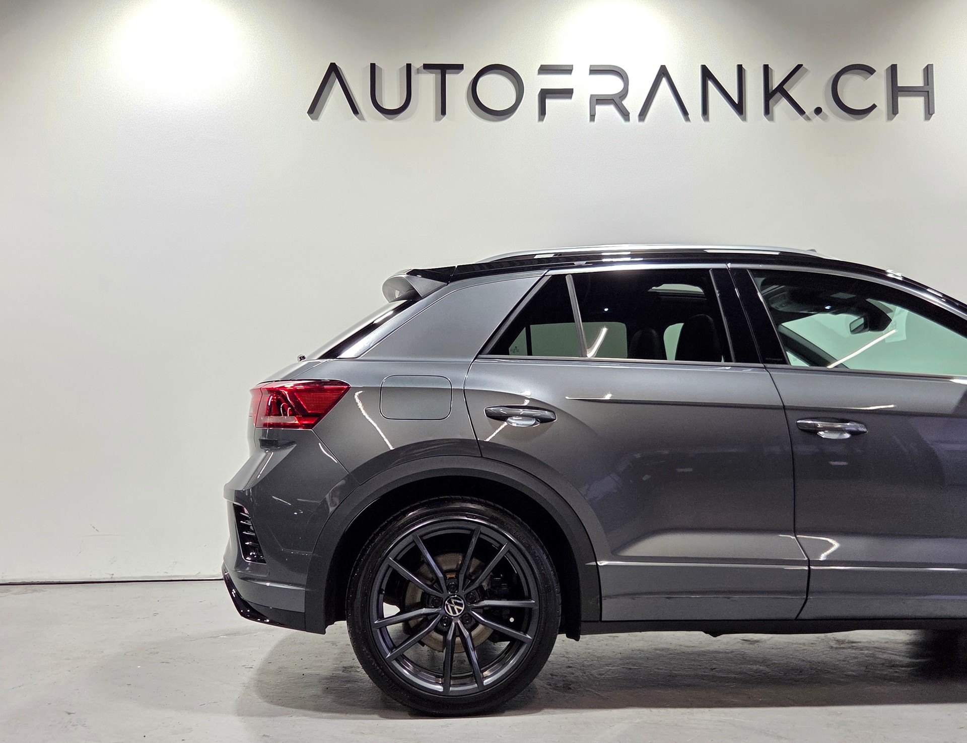 VW T-Roc 2.0 TSI R DSG 4motion-image-17