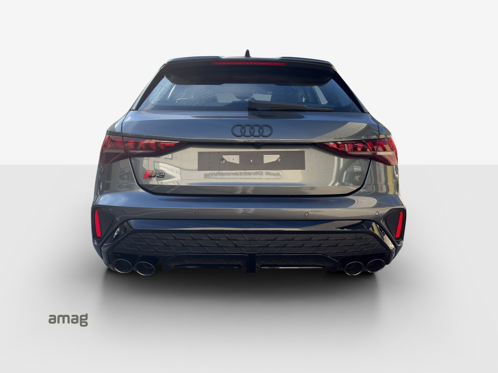 AUDI S3 Sportback TFSI quattro S-tronic-showroom-element-3