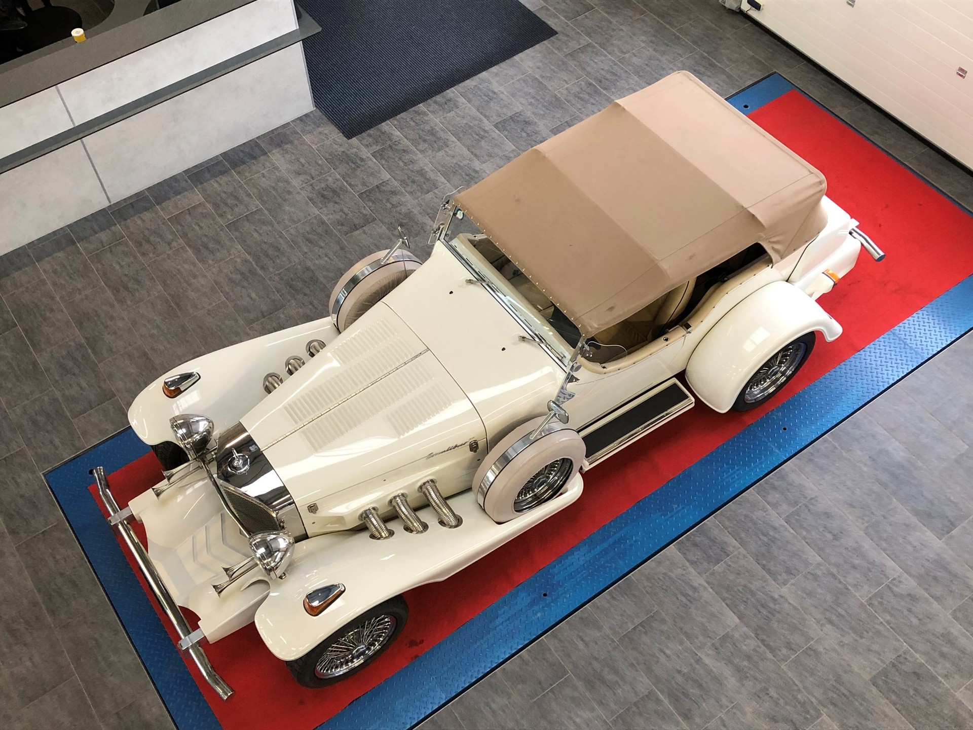 EXCALIBUR Roadster Limited Edition 18 / 100-image-26