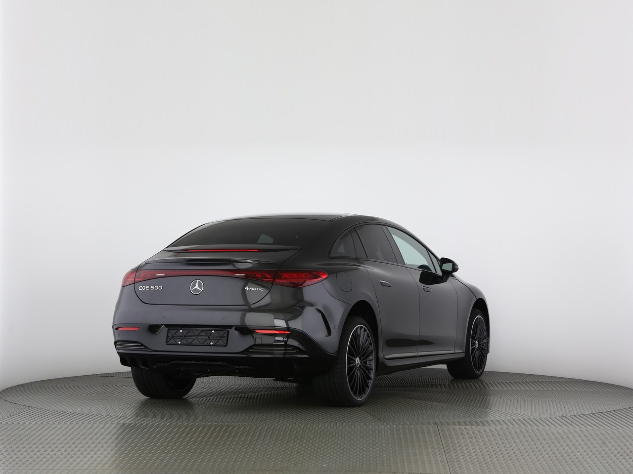 MERCEDES-BENZ EQE 500 4 Matic-showroom-element-2