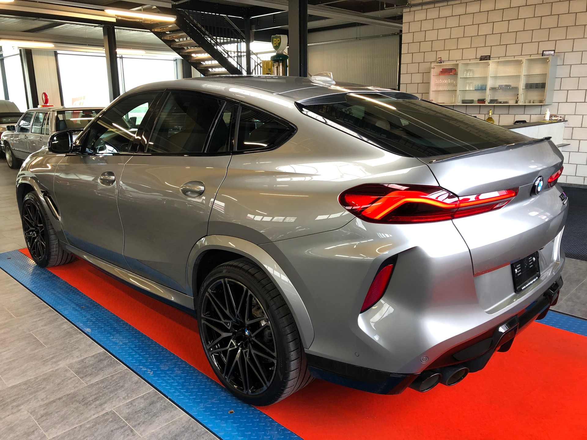 BMW X6M Steptronic M Competition-image-6