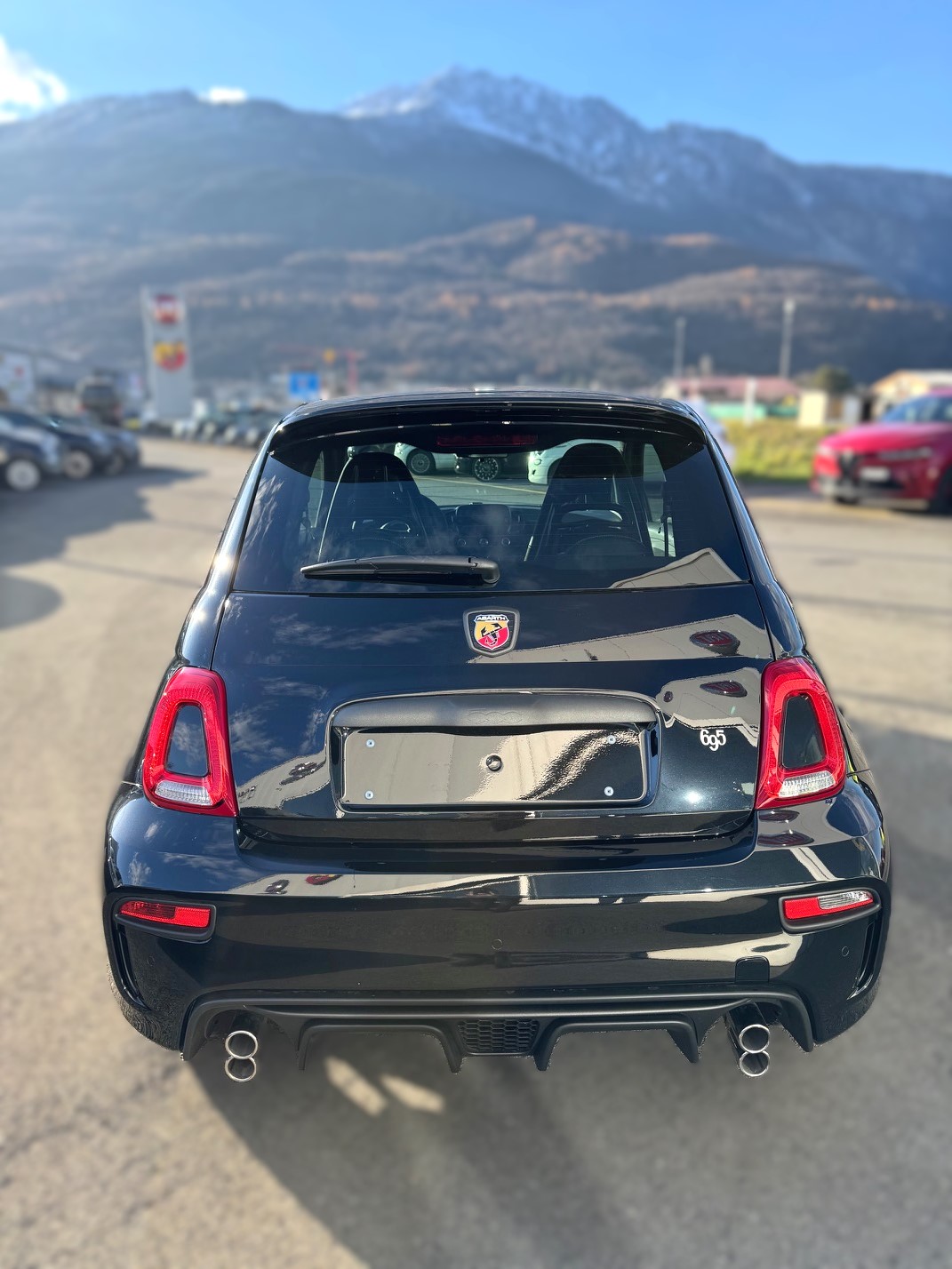 FIAT 695 1.4 16V Turbo Abarth 75e Anniversario-image-4