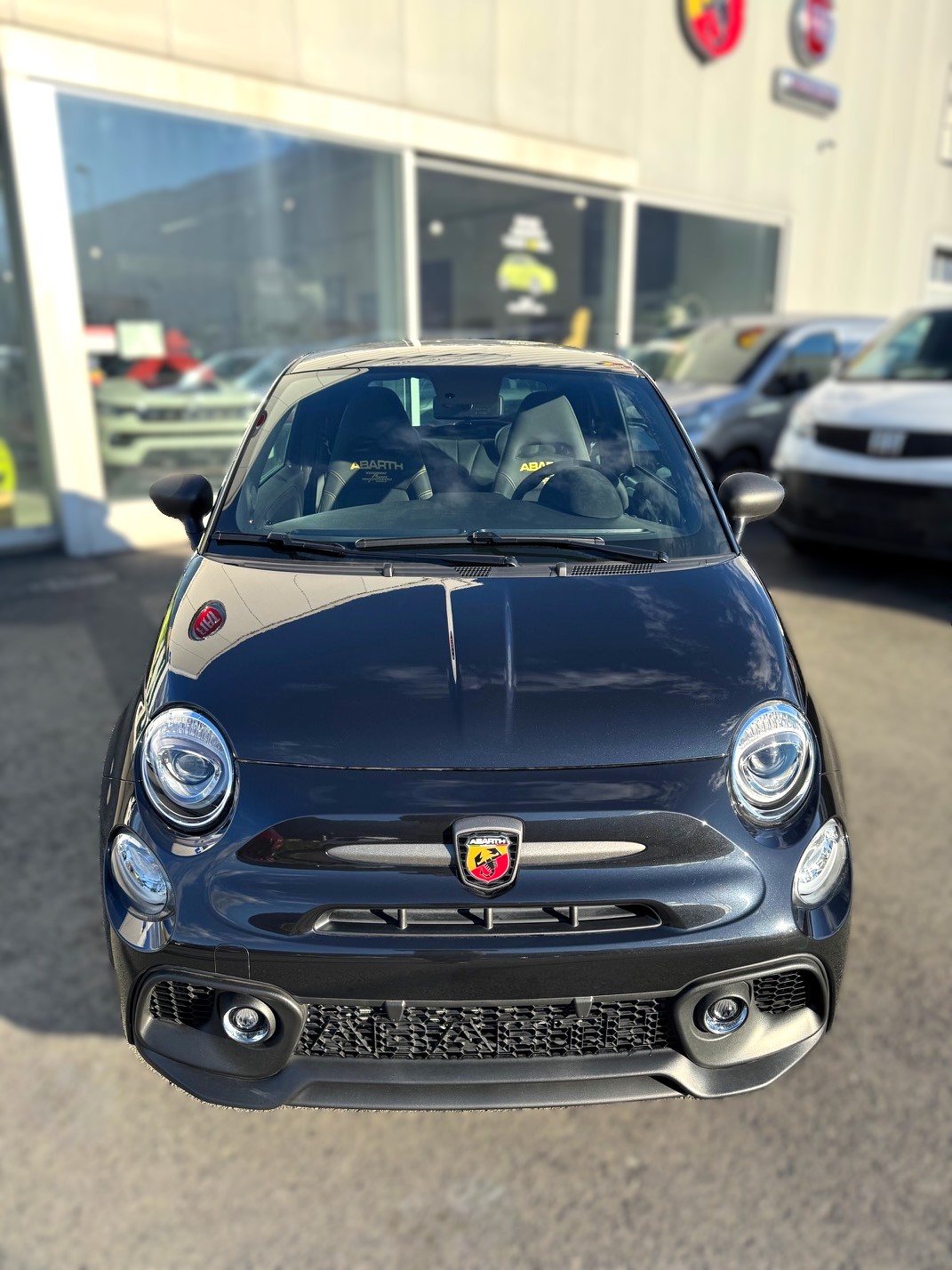 FIAT 695 1.4 16V Turbo Abarth 75e Anniversario-image-7