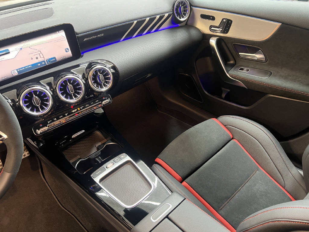 MERCEDES-BENZ A 45 S AMG 4matic+-image-11