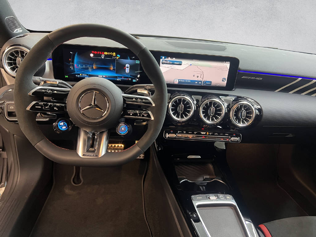 MERCEDES-BENZ A 45 S AMG 4matic+-image-14