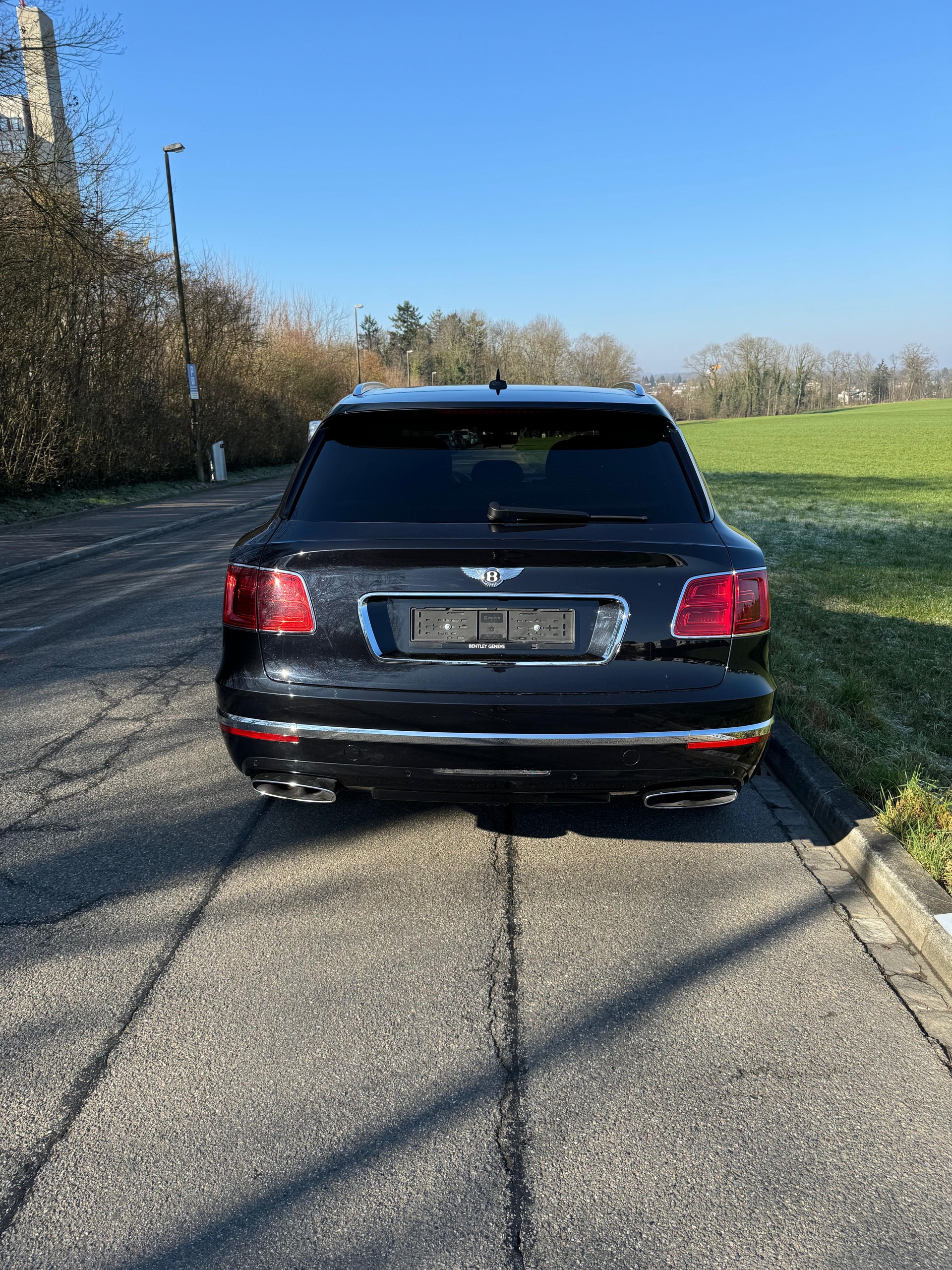 BENTLEY Bentayga W12 First Edition-image-6