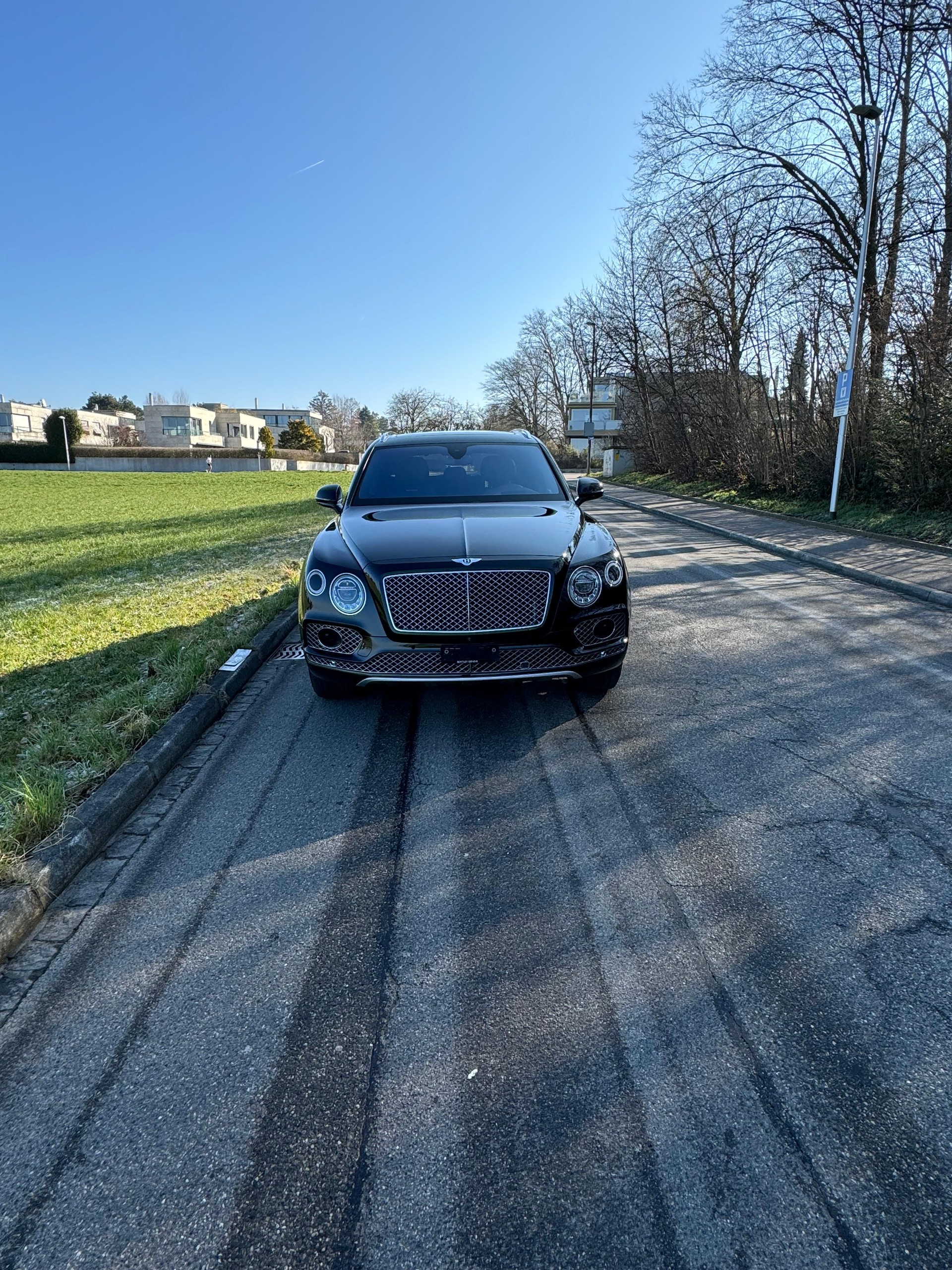 BENTLEY Bentayga W12 First Edition-image-1
