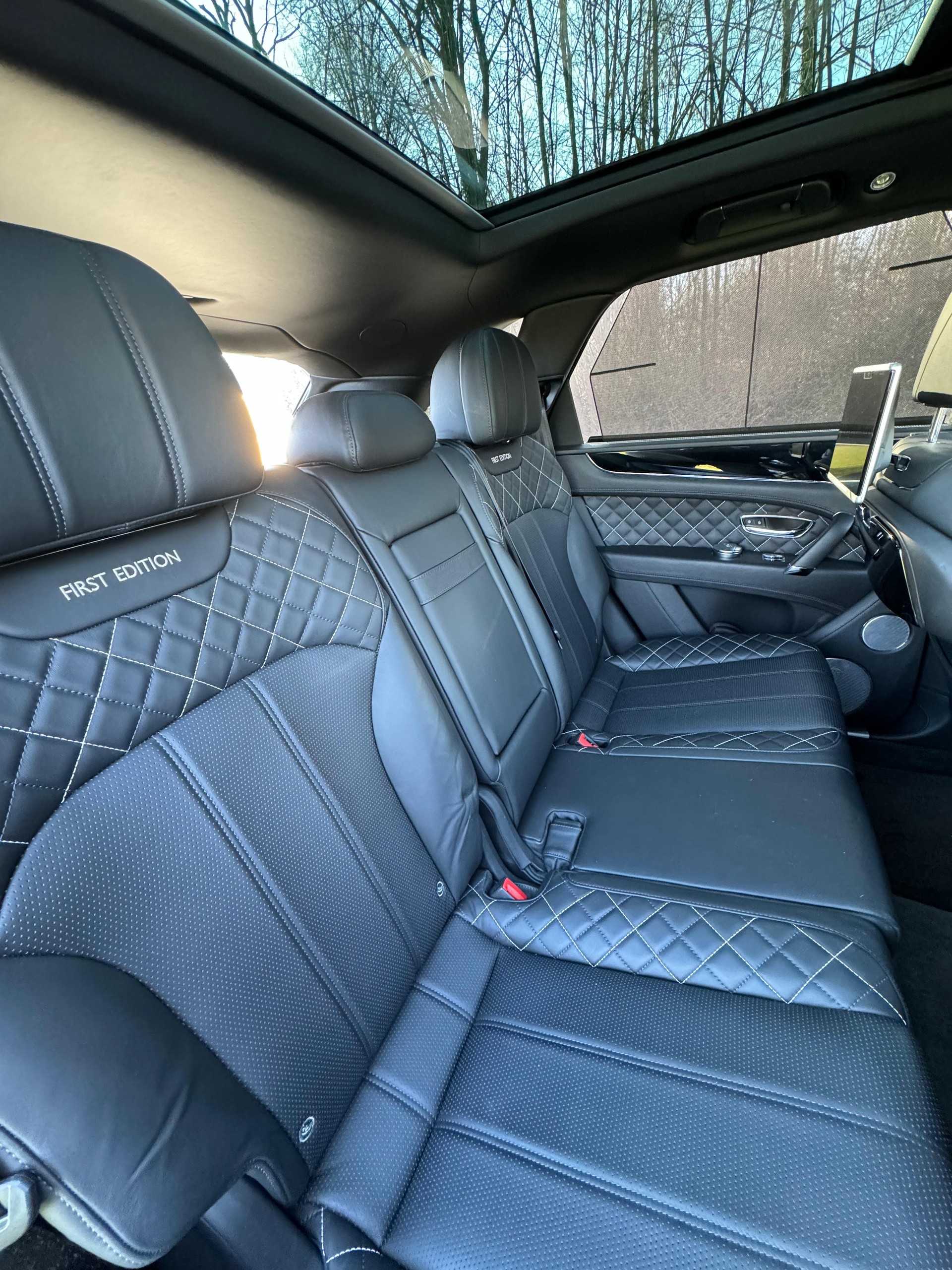 BENTLEY Bentayga W12 First Edition-image-16