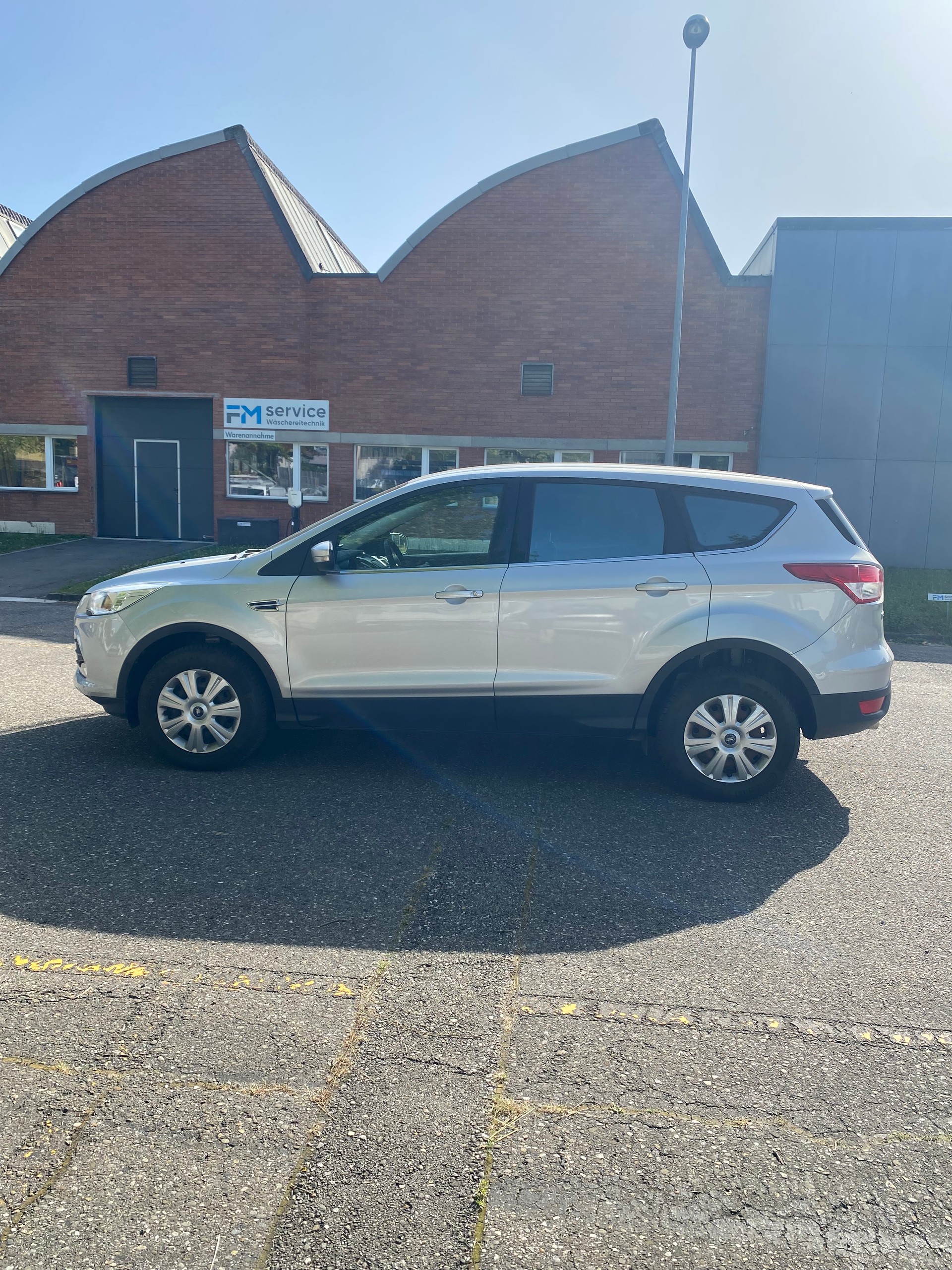 FORD Kuga 2.0 TDCi Titanium 4WD PowerShift-image-2