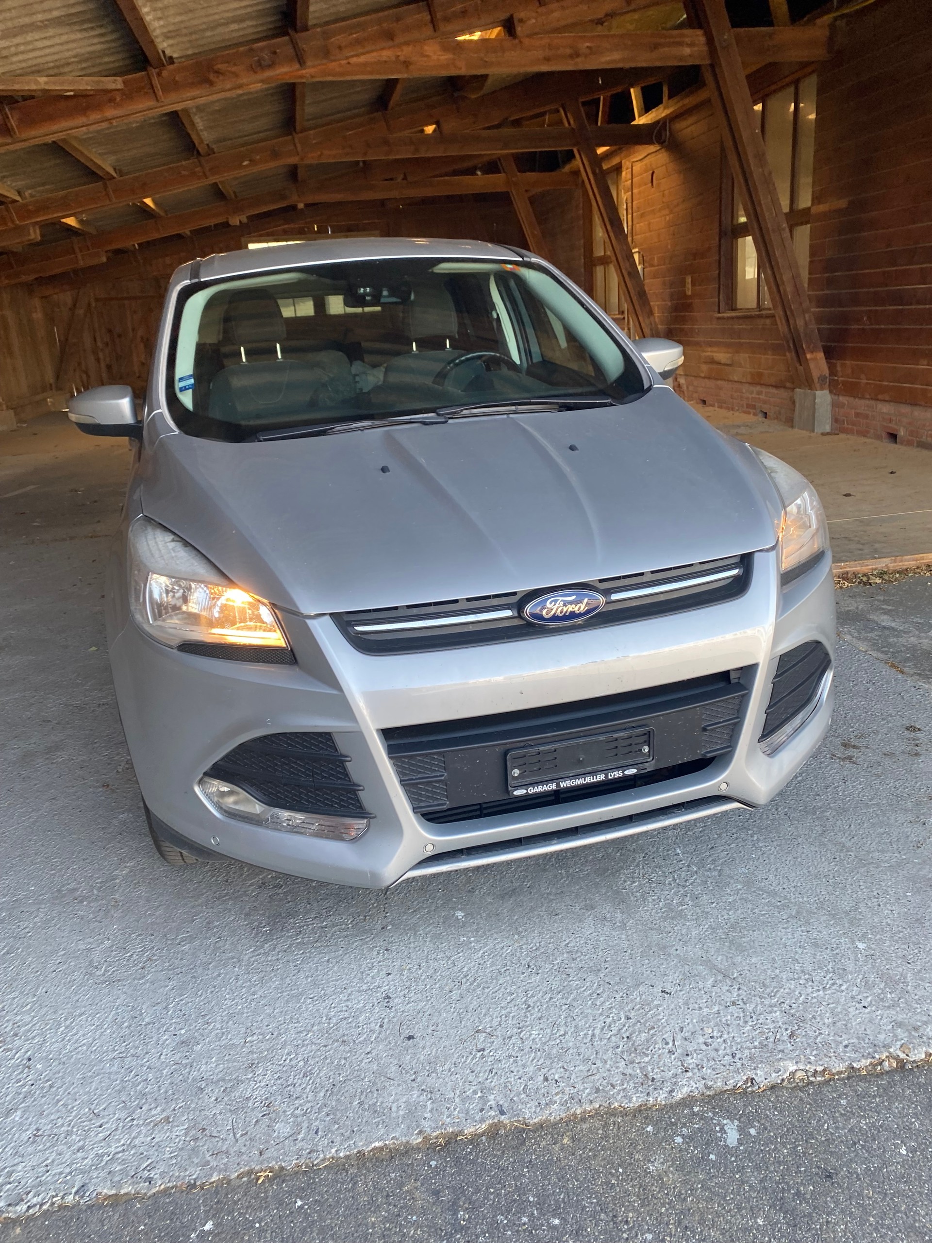 FORD Kuga 2.0 TDCi Titanium 4WD PowerShift-image-3