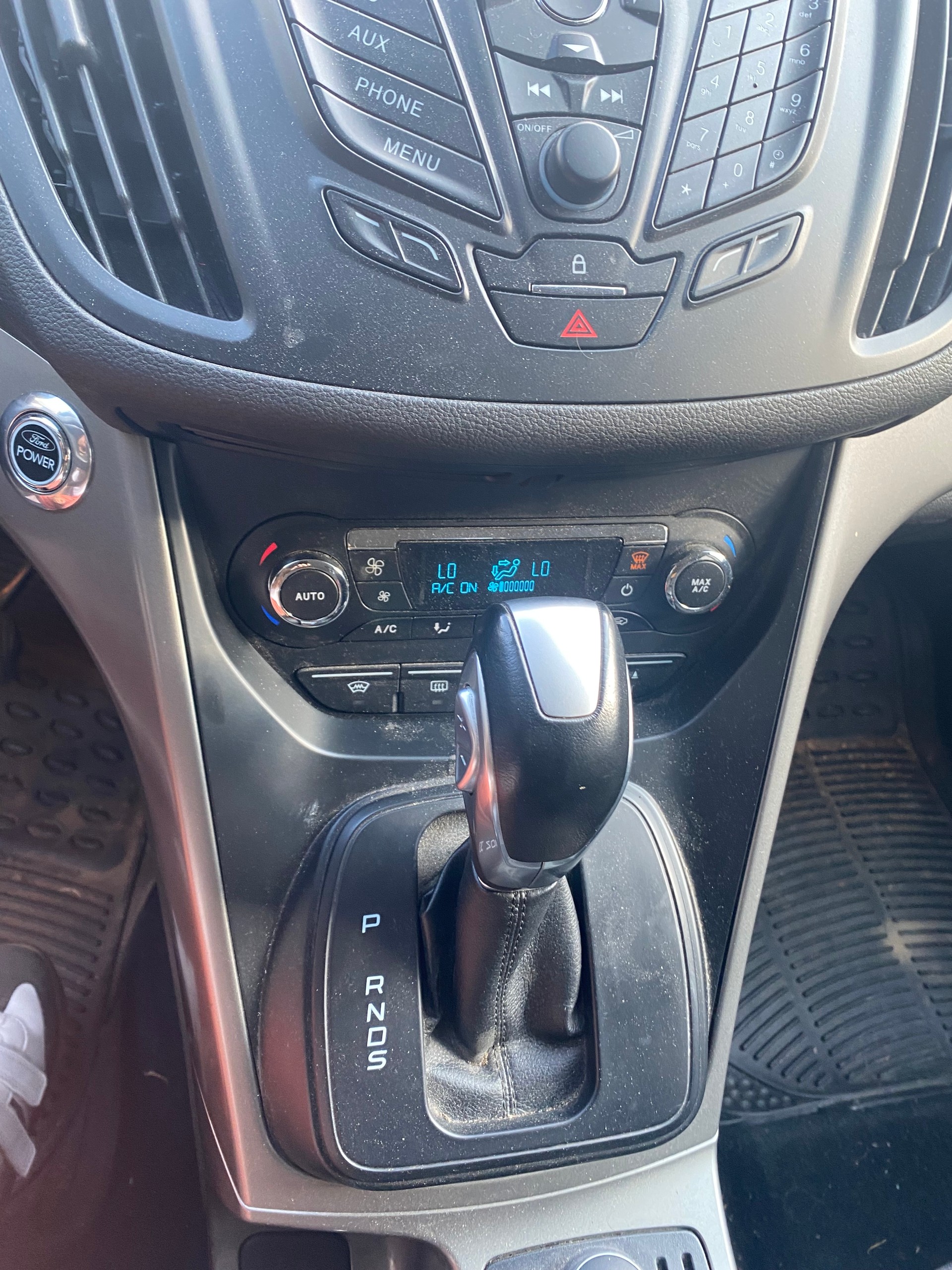 FORD Kuga 2.0 TDCi Titanium 4WD PowerShift-image-13
