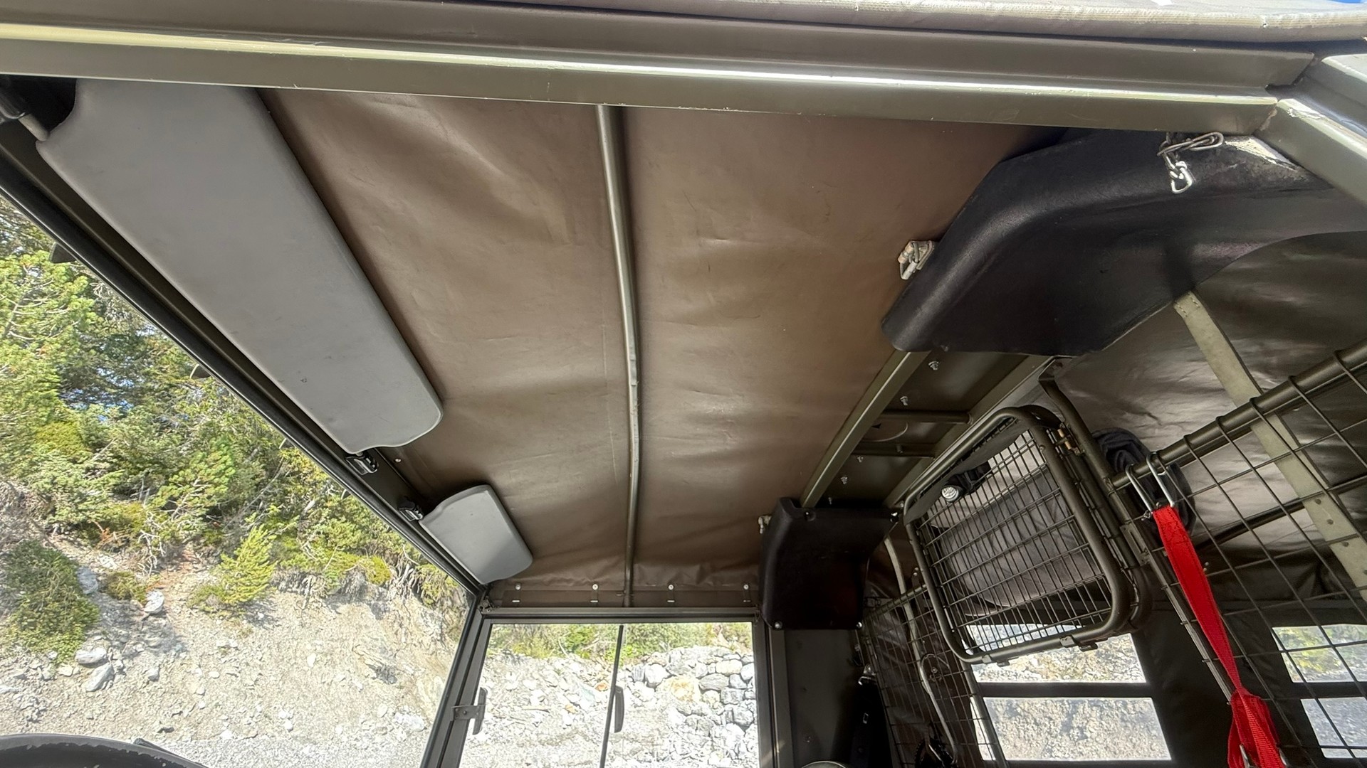 PINZGAUER Steyer Puch Pinzgauer 710M 10-Plätzer, Brücke mit Blachenverdeck-image-9