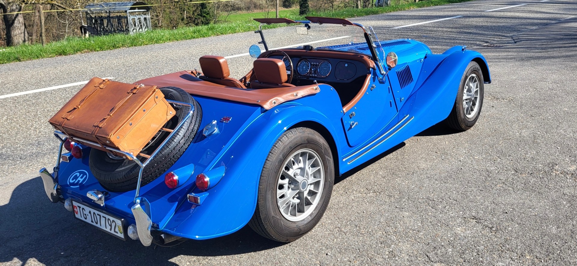 MORGAN PLUS 8
