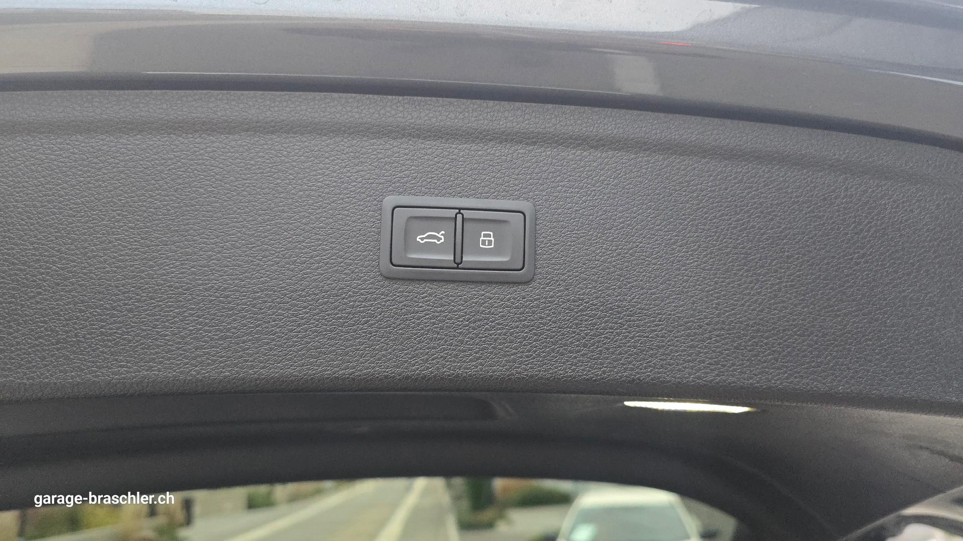 AUDI Q5 40 TDI S-line quattro S-tronic-image-20