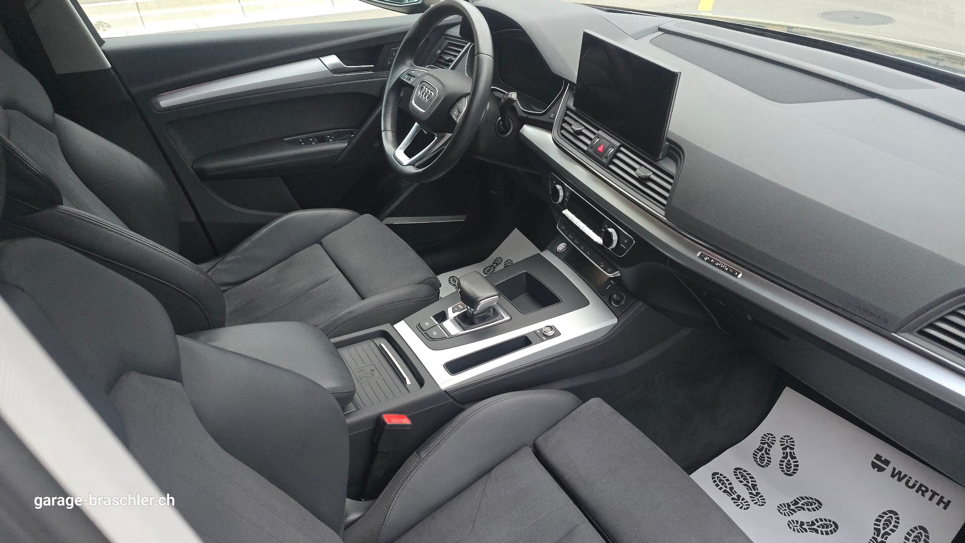 AUDI Q5 40 TDI S-line quattro S-tronic-image-11