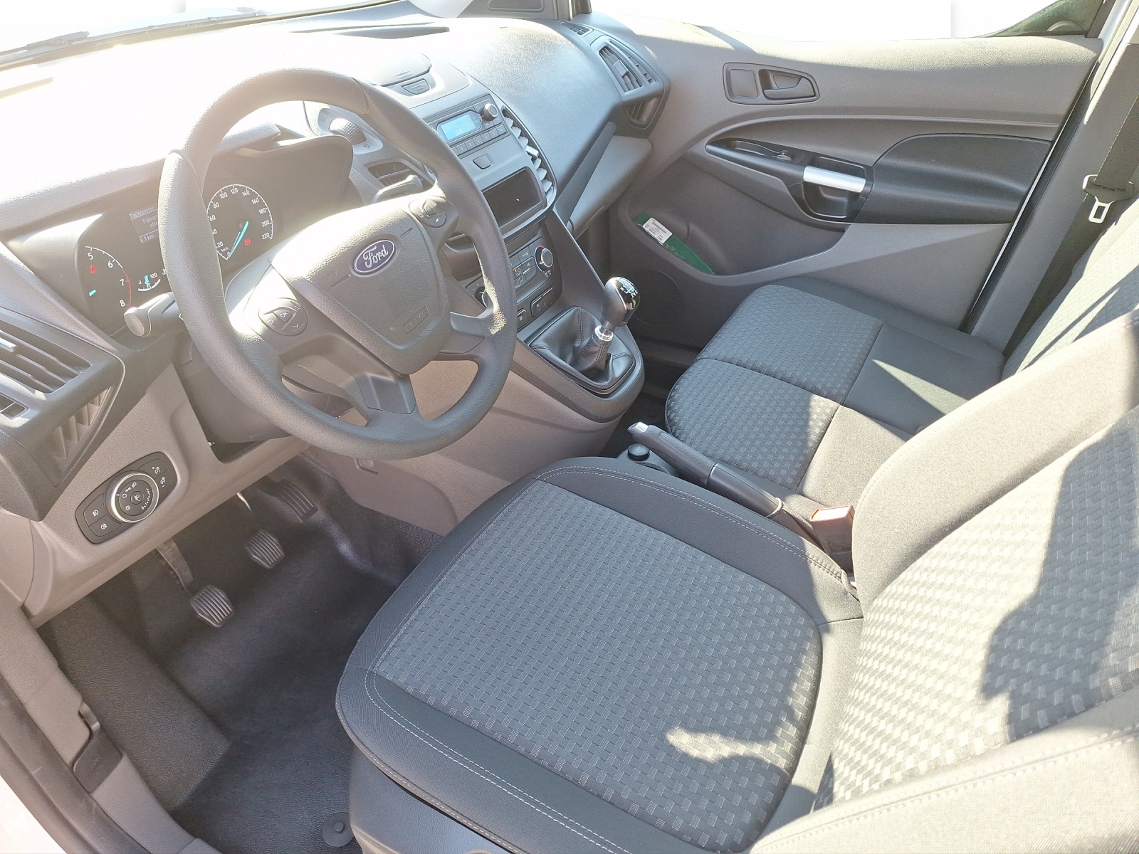 FORD Transit Connect Van 210 L1 1.0 EcoBoost 100 Trend 98372-image-4