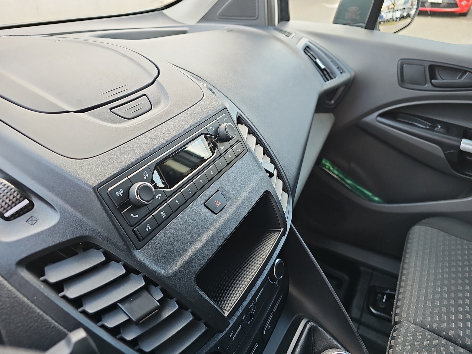 FORD Transit Connect Van 210 L1 1.0 EcoBoost 100 Trend 98372-image-20