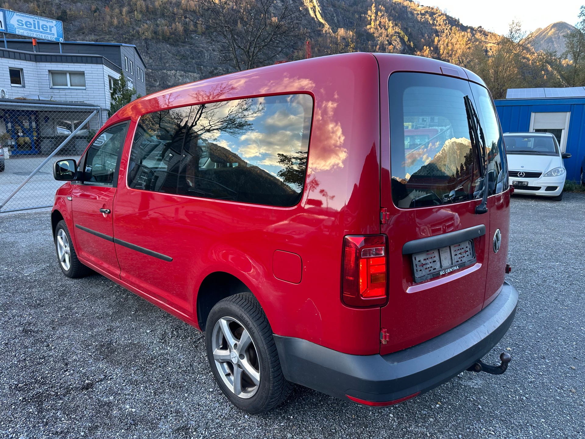 VW Caddy Maxi 2.0TDI 4Motion BlueMotion Technology-showroom-element-2