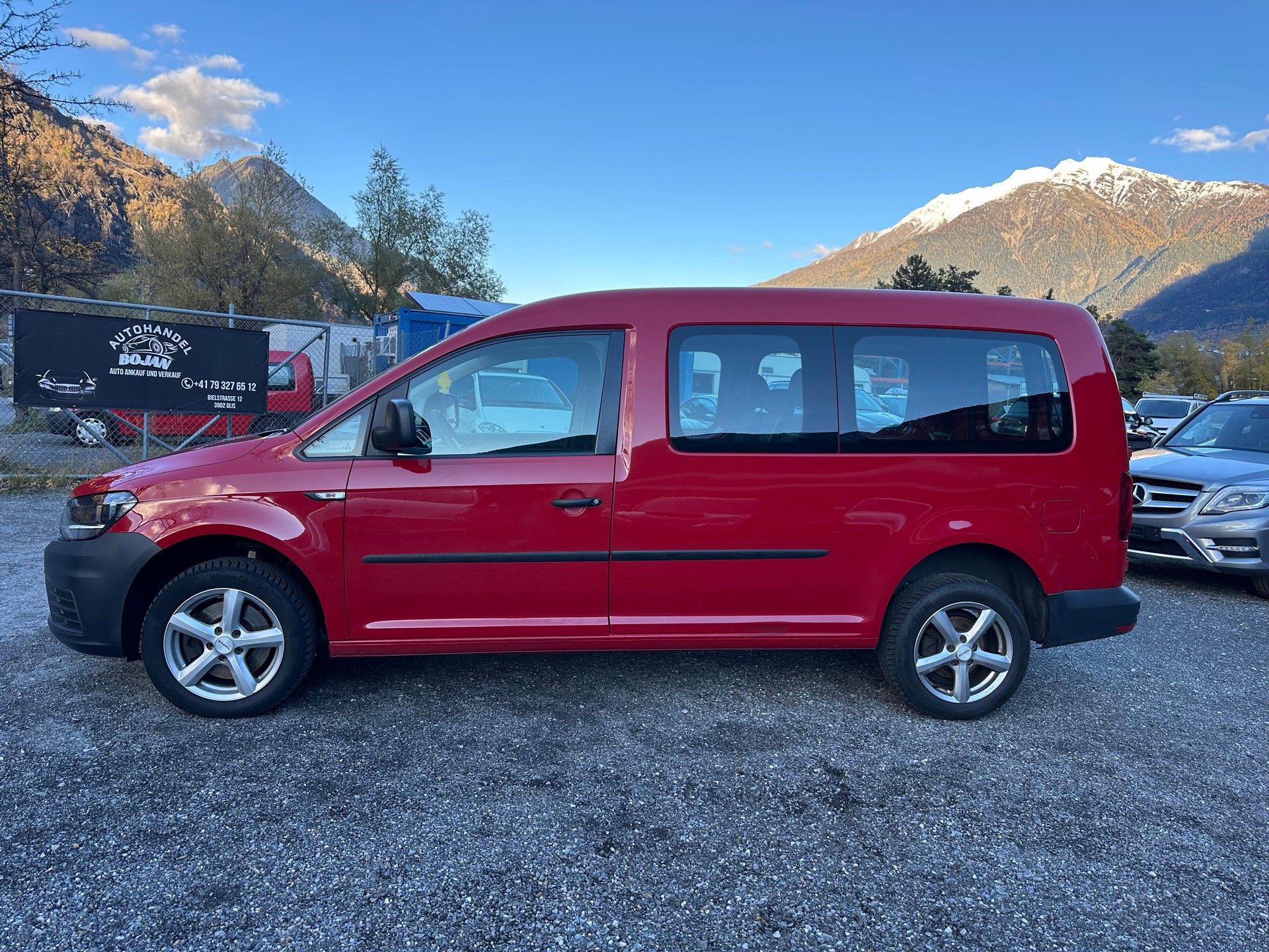 VW Caddy Maxi 2.0TDI 4Motion BlueMotion Technology-showroom-element-1