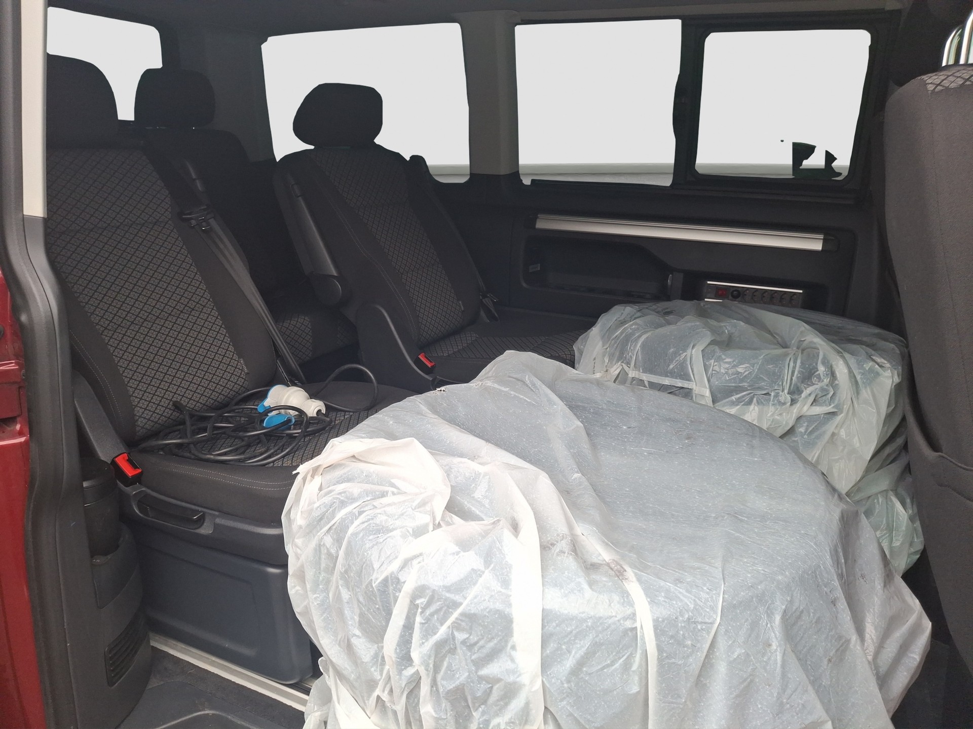 VW T6.1 Multivan 2.0 TDI Trendline Liberty DSG-image-7