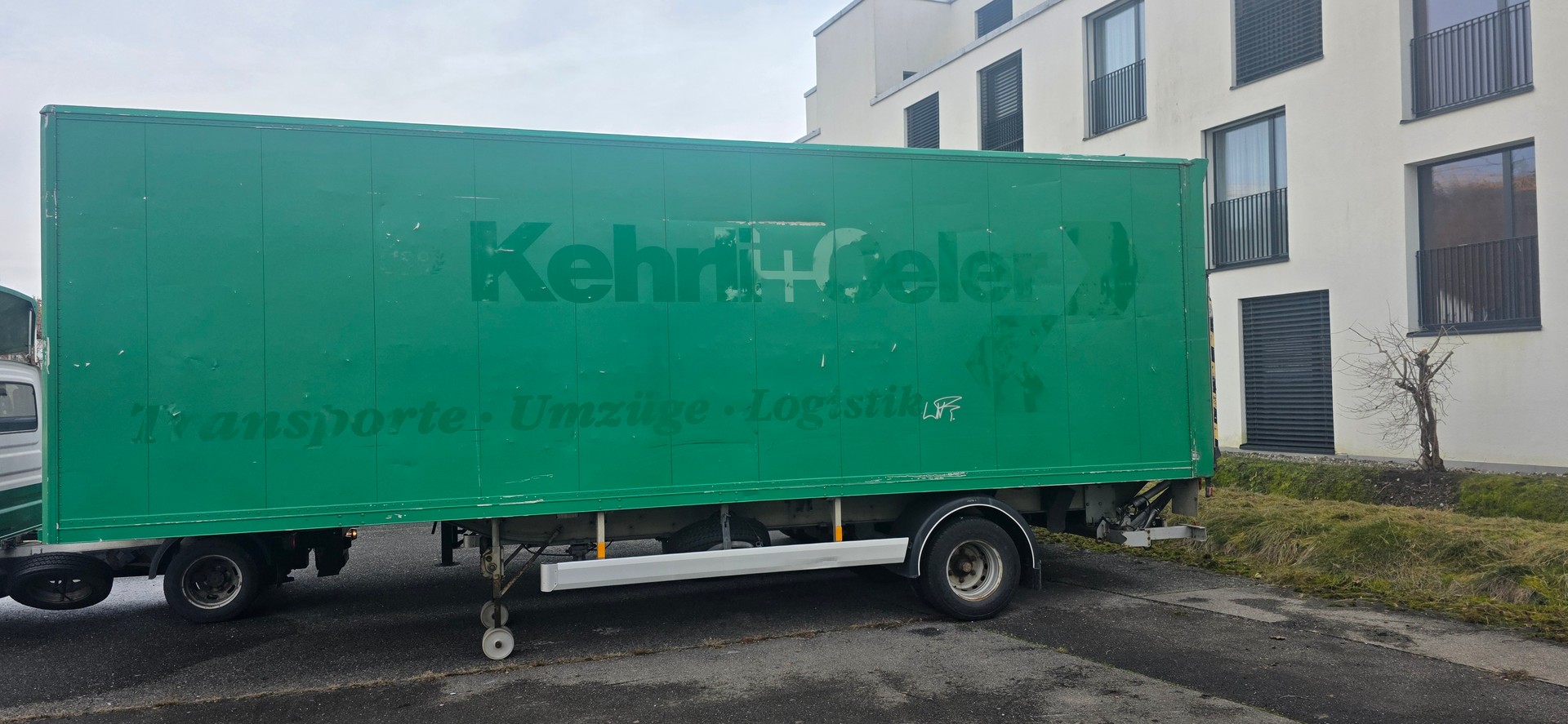STÜSSI Sattel Sachentransport Anhänger-showroom-element-1