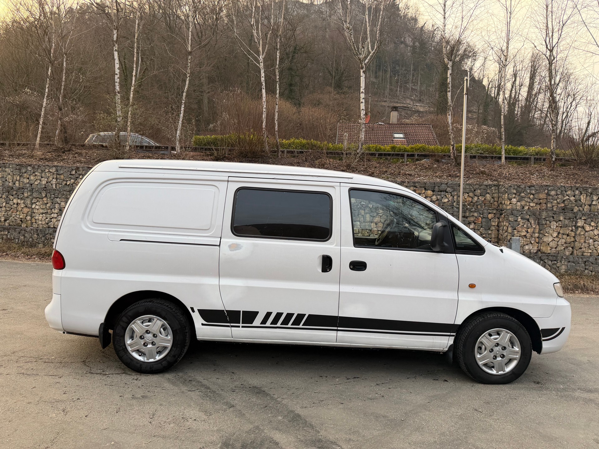 HYUNDAI H-1 Deluxe 2.5TDI-image-3