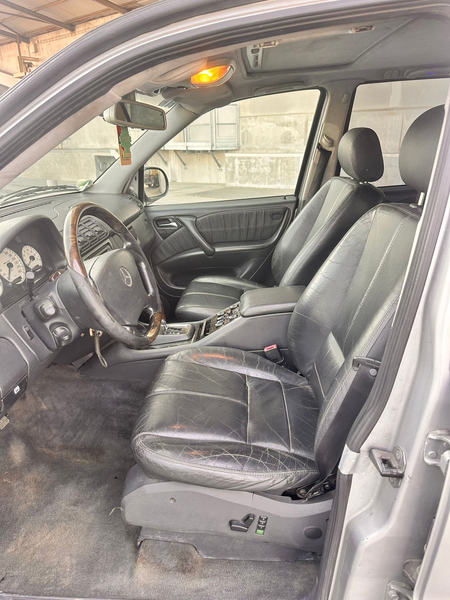 MERCEDES-BENZ ML 55 AMG Automatic-image-8