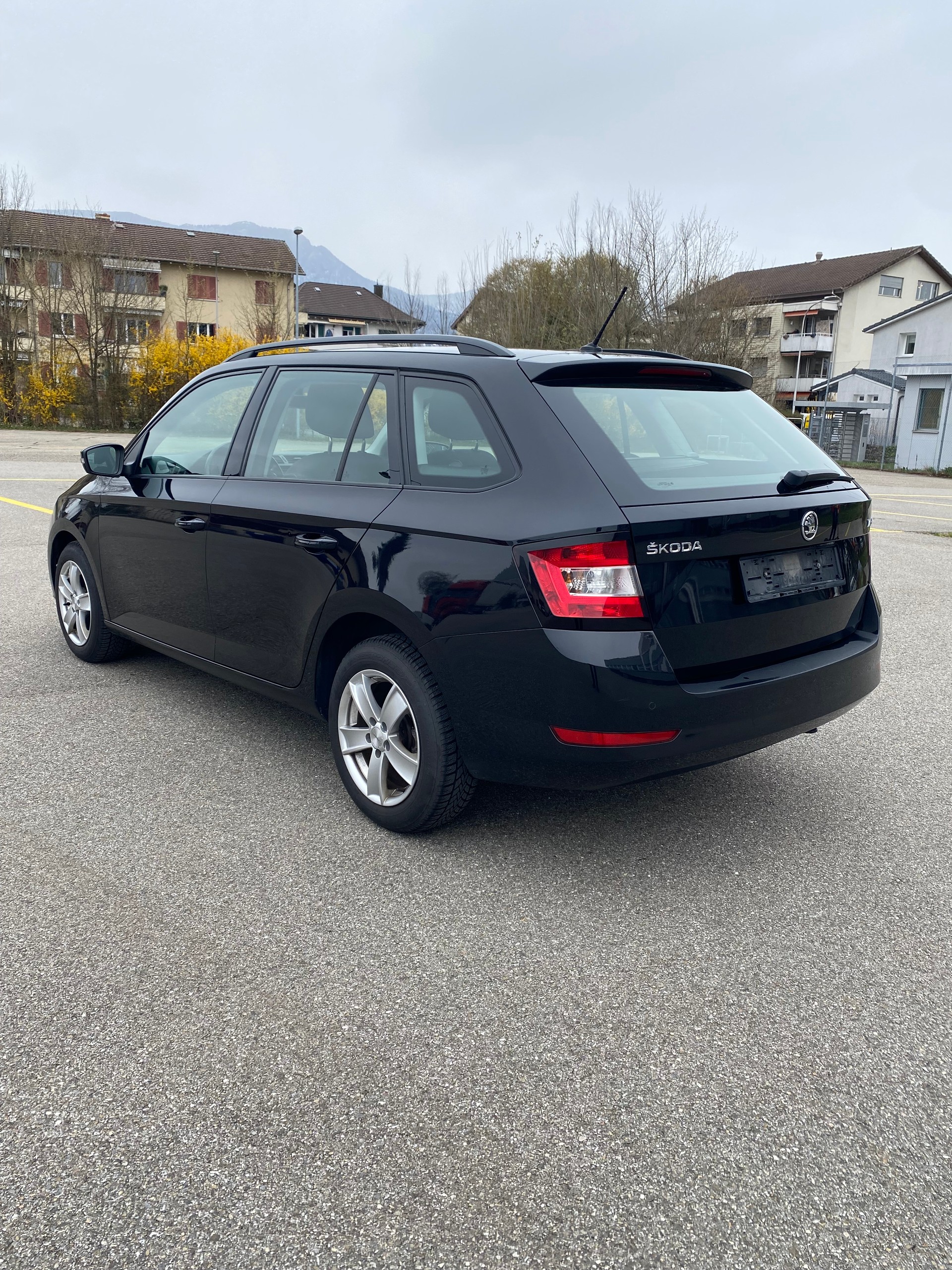 SKODA Fabia Combi 1.0 TSI Soleil-image-9