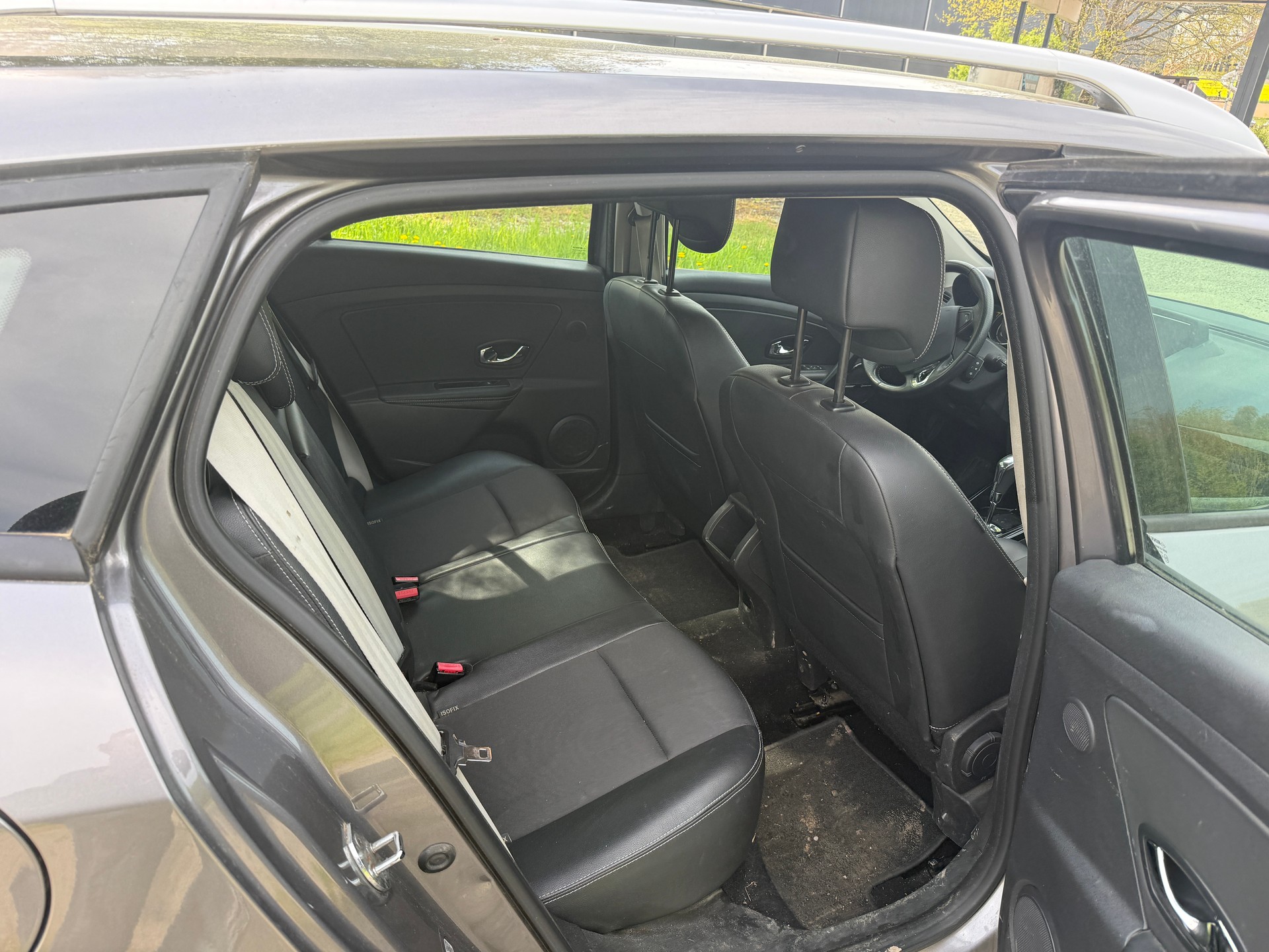 RENAULT Mégane Grandtour 1.5 dCi Bose EDC-image-9