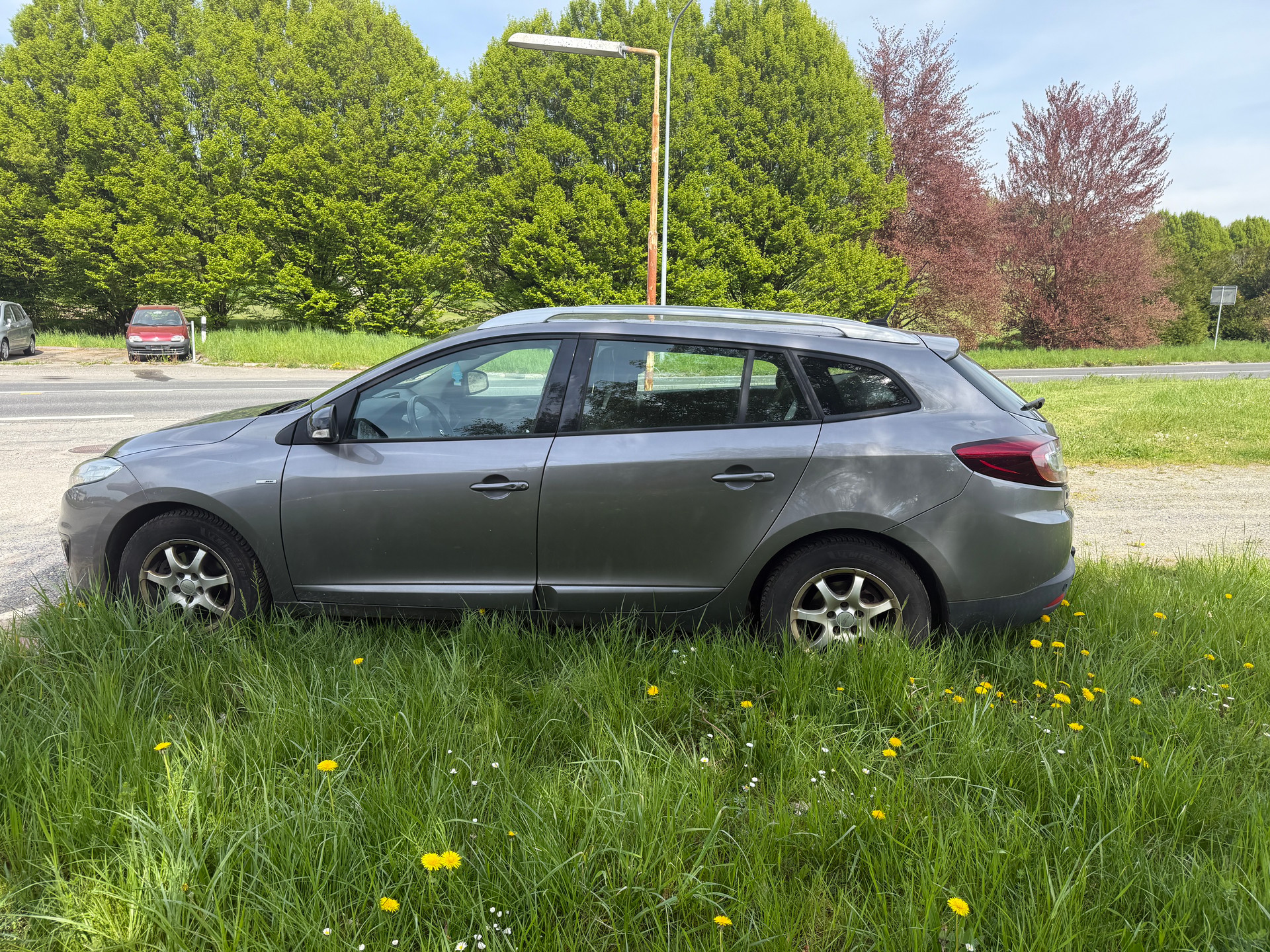 RENAULT Mégane Grandtour 1.5 dCi Bose EDC-image-3