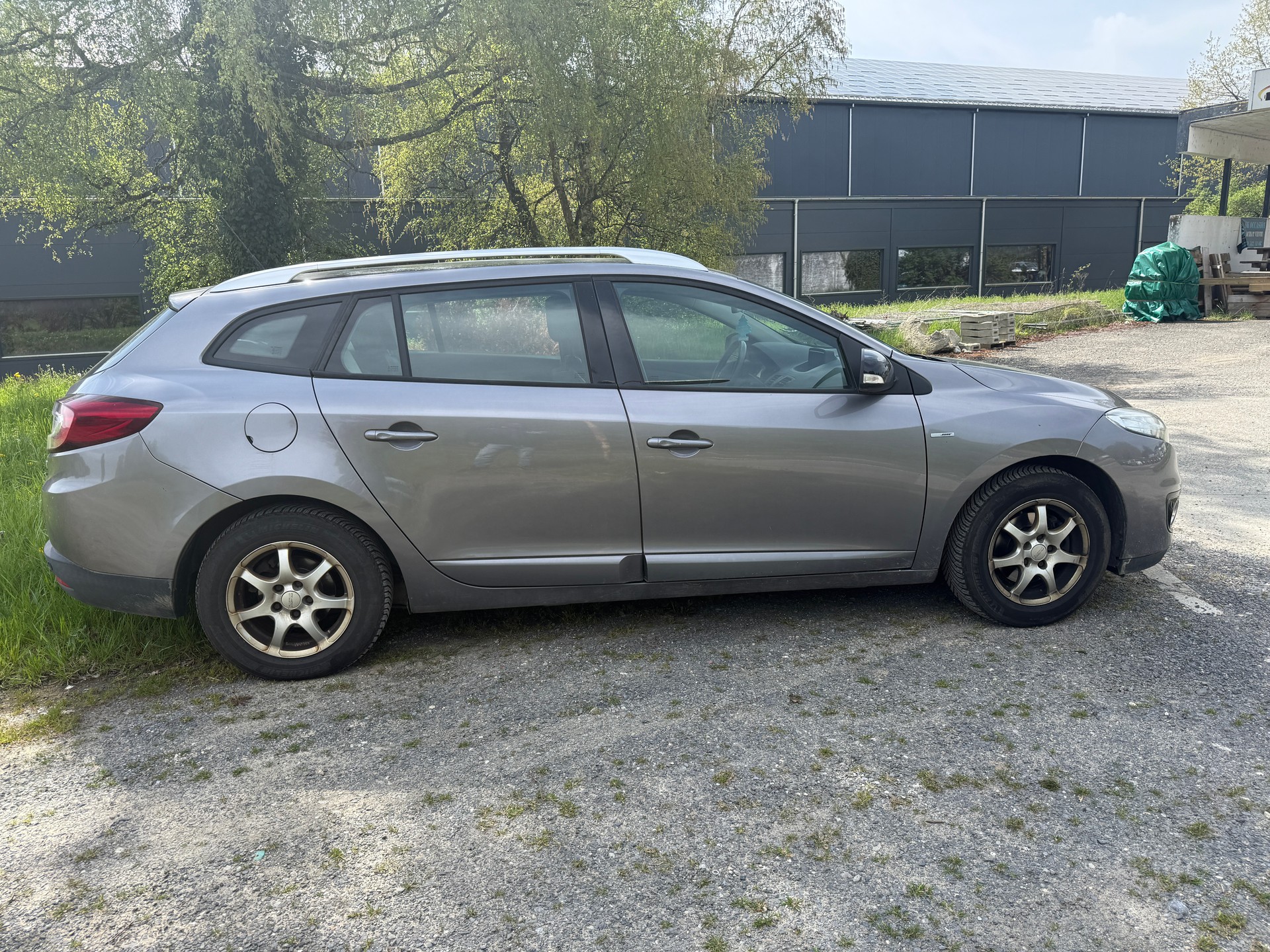 RENAULT Mégane Grandtour 1.5 dCi Bose EDC-image-7