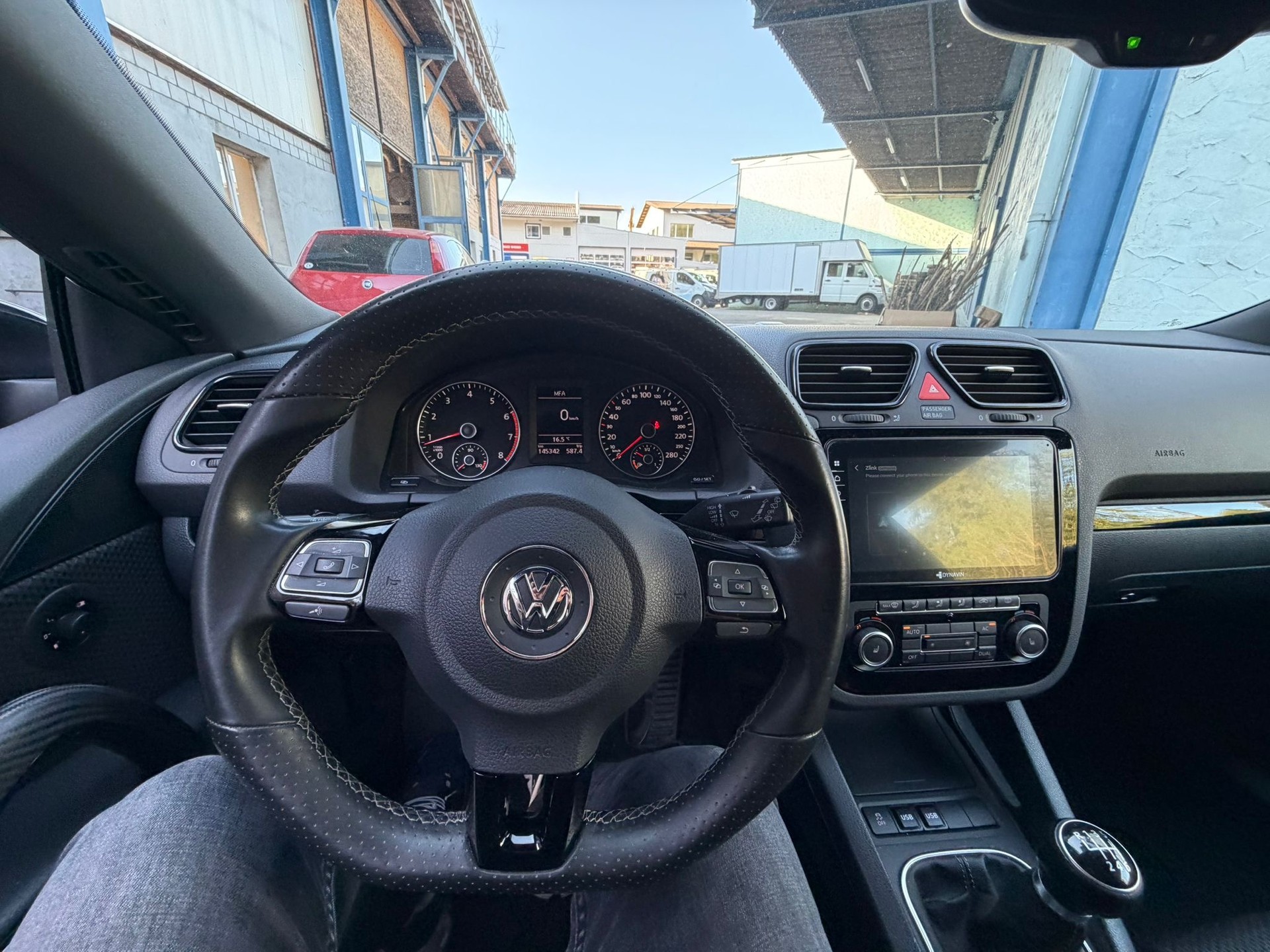 VW Scirocco 1.4 TSI Team-image-4