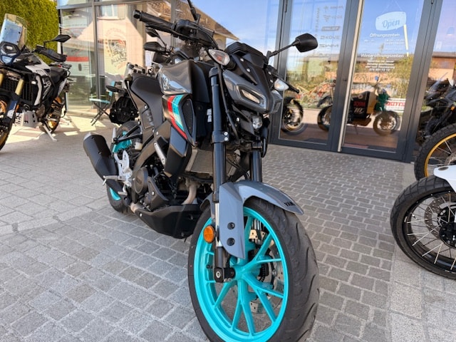 YAMAHA MT-125 ABS-image-2