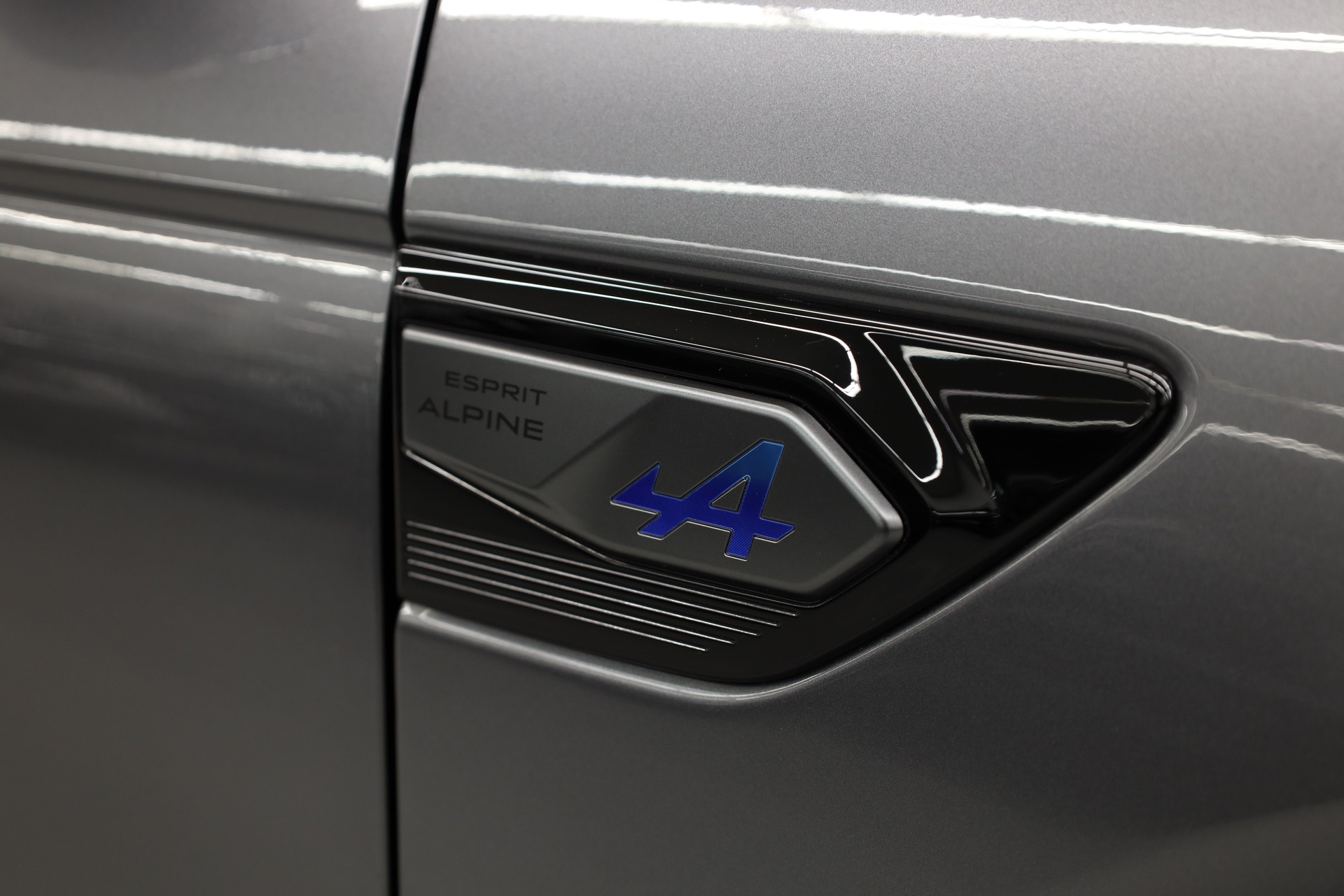 RENAULT Arkana 1.6 E-Tech esprit Alpine-image-9