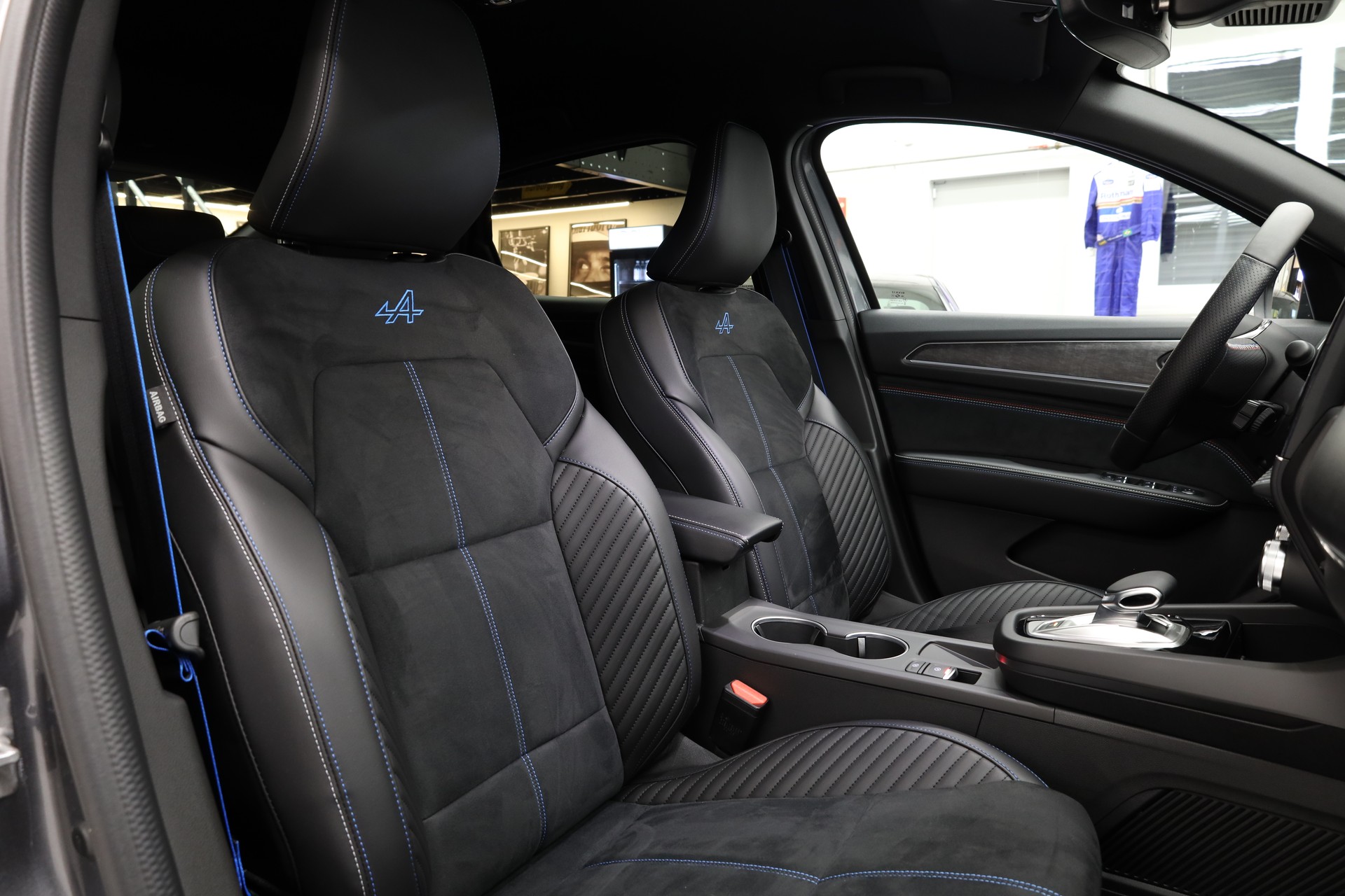 RENAULT Arkana 1.6 E-Tech esprit Alpine-image-14