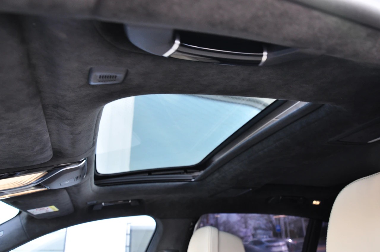 BMW M760Li xDrive Steptronic-image-28