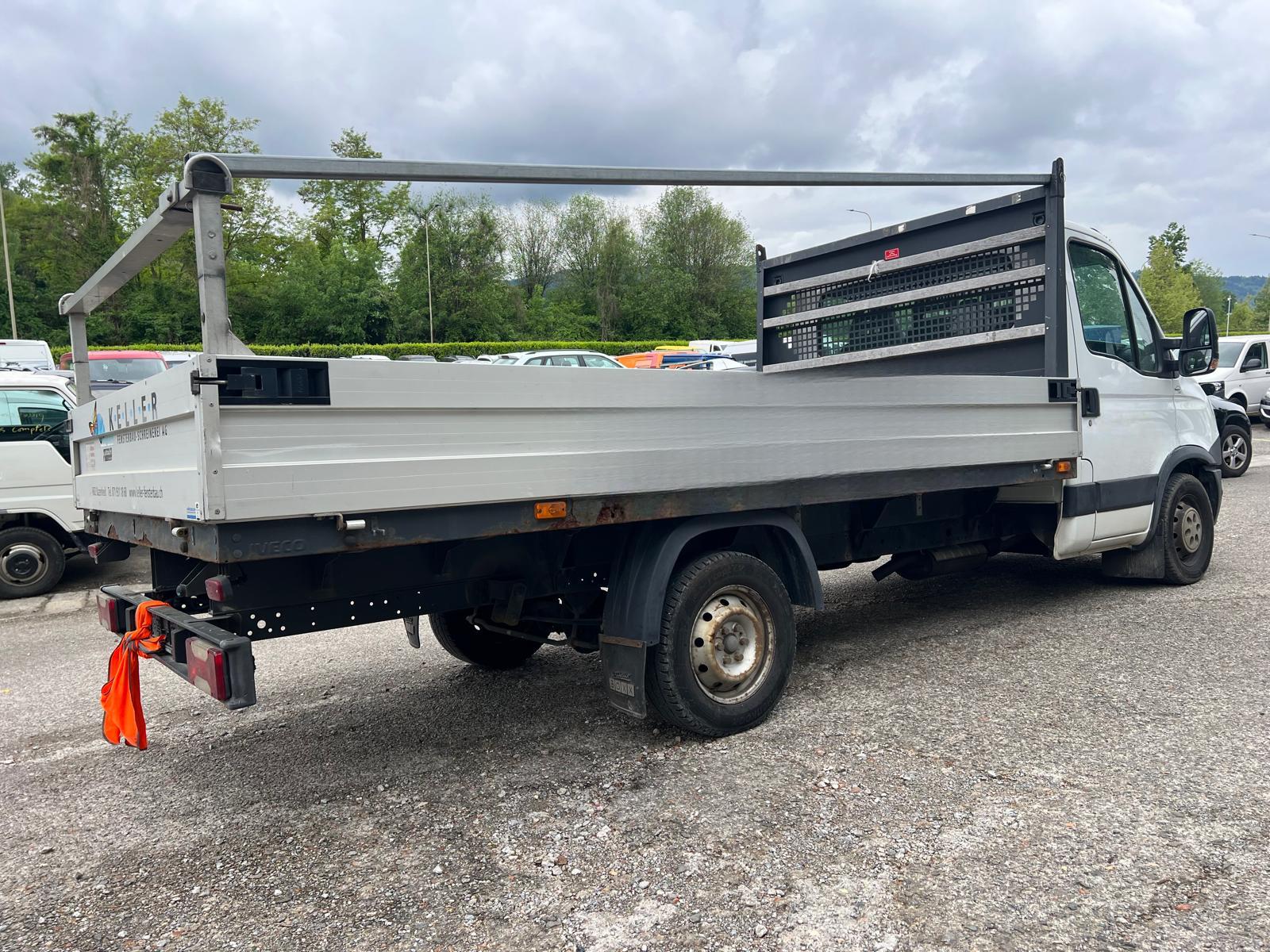 IVECO 35 S 15-image-2