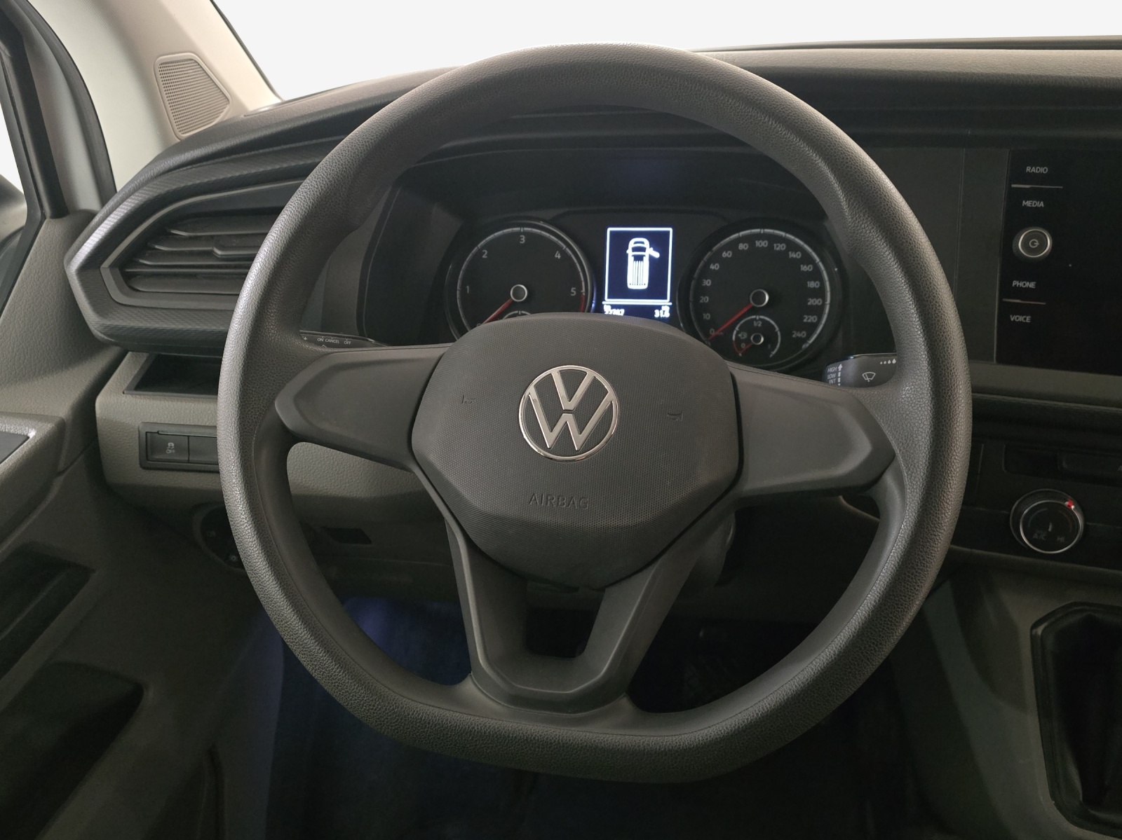 VW T6.1 2.0 TDI-image-9