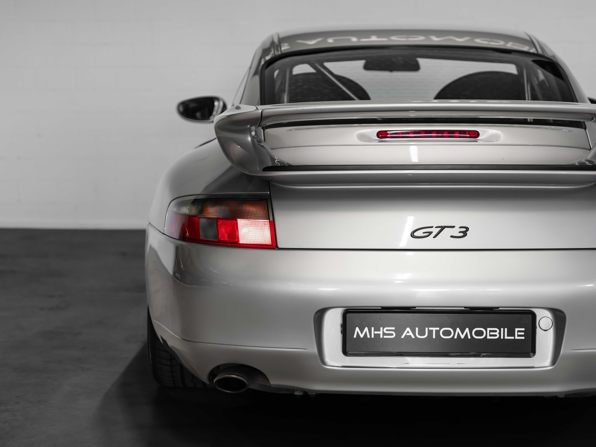 PORSCHE 911 GT3-image-21
