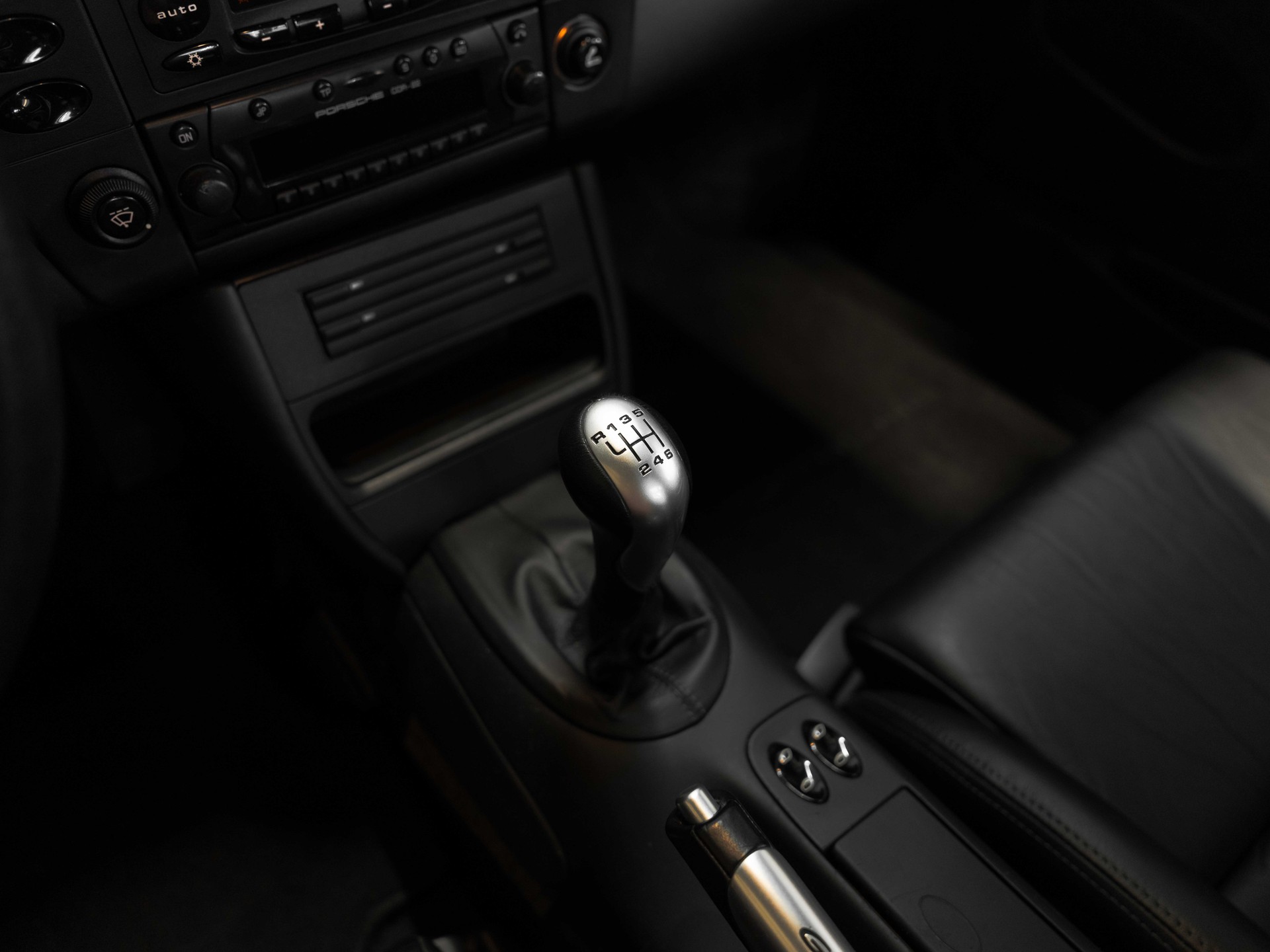 PORSCHE 911 GT3-image-35