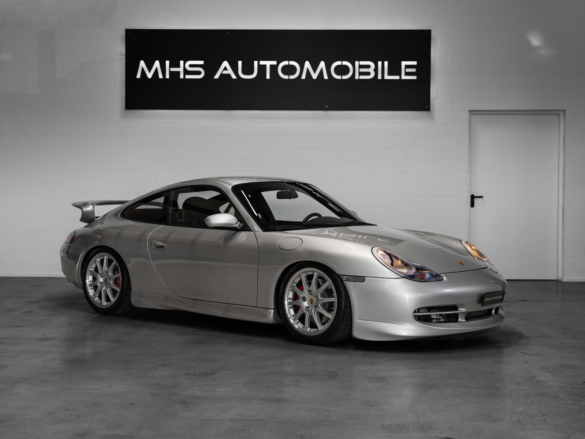 PORSCHE 911 GT3-image-5
