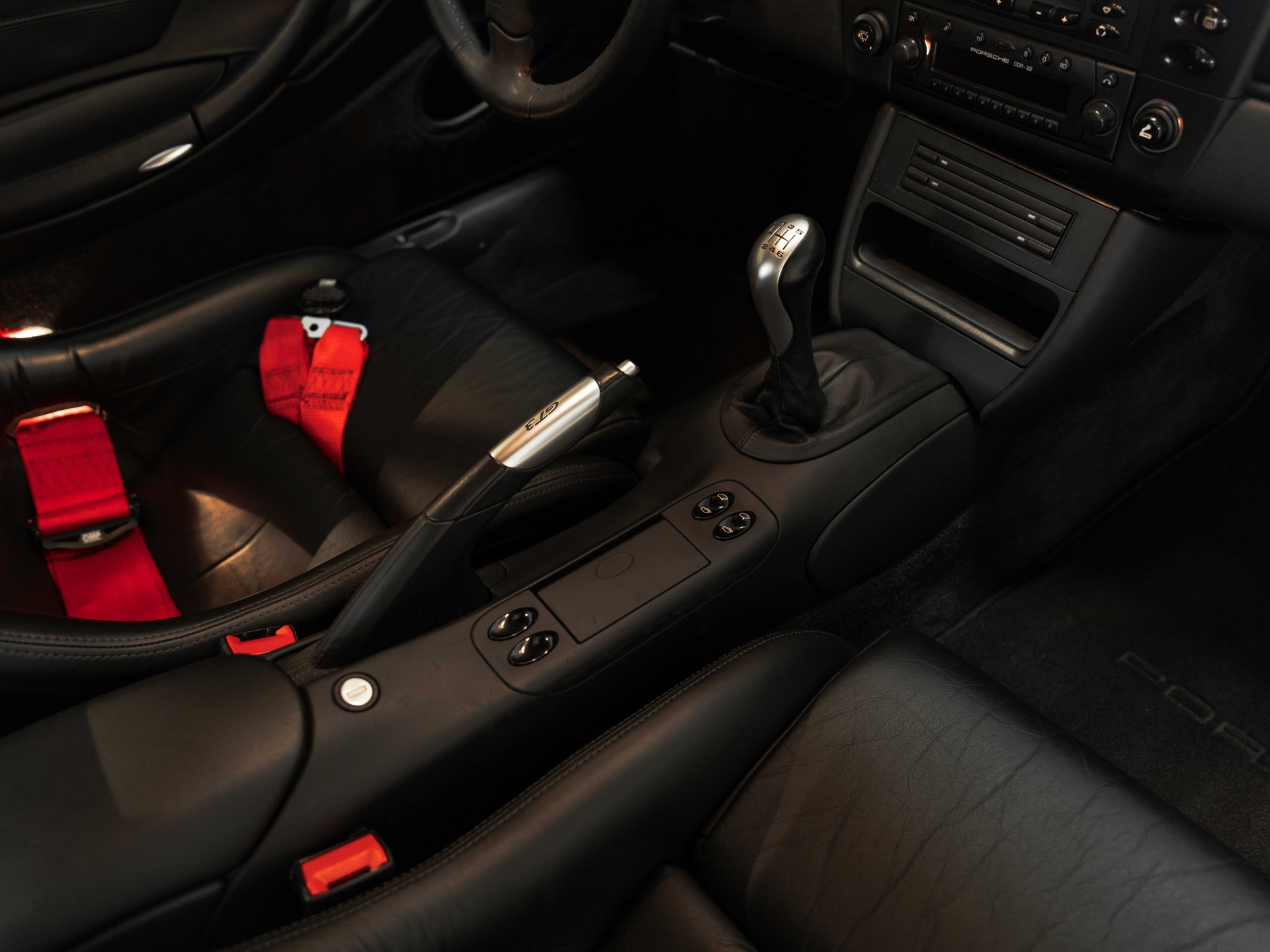 PORSCHE 911 GT3-image-29