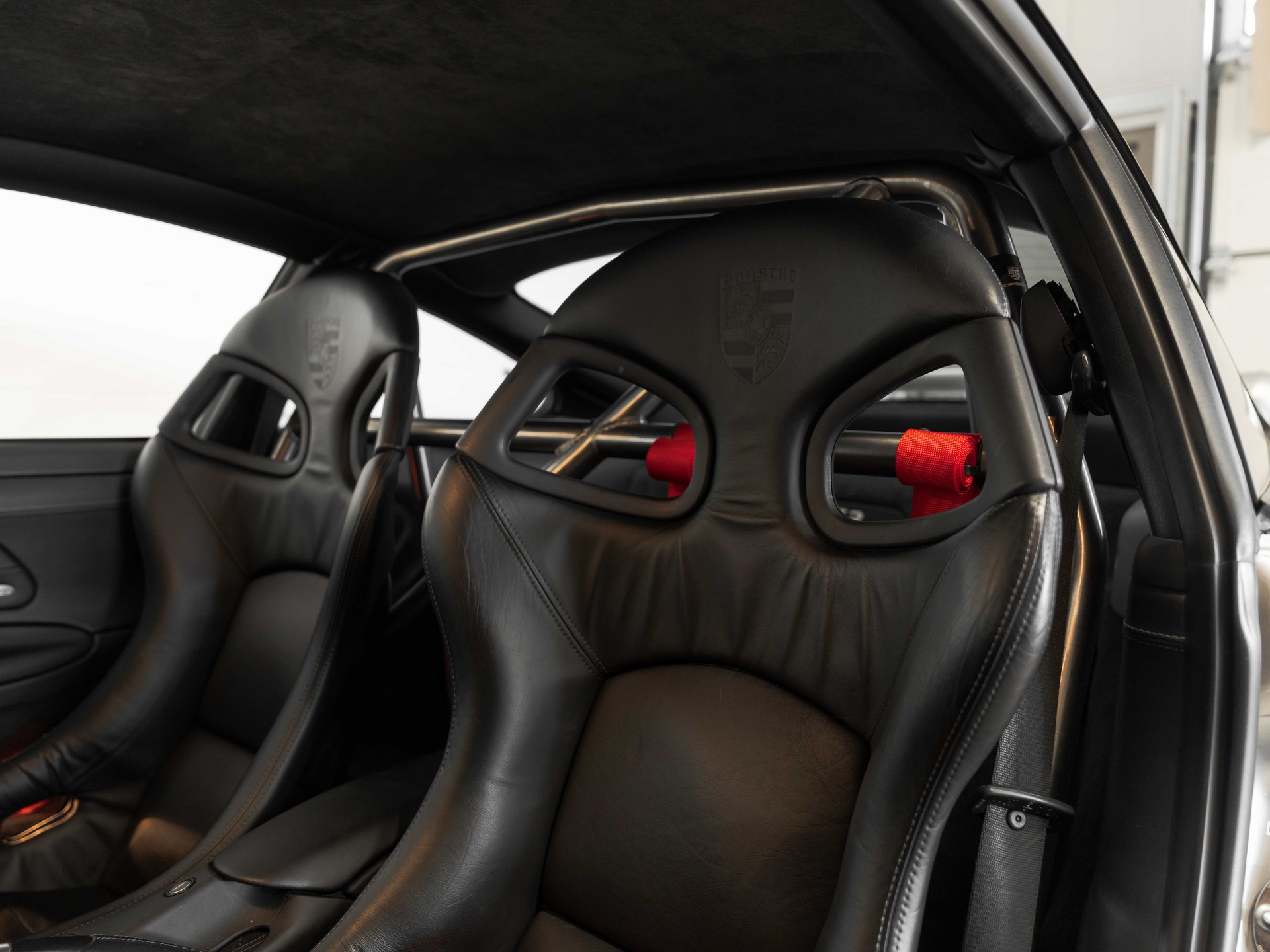 PORSCHE 911 GT3-image-13