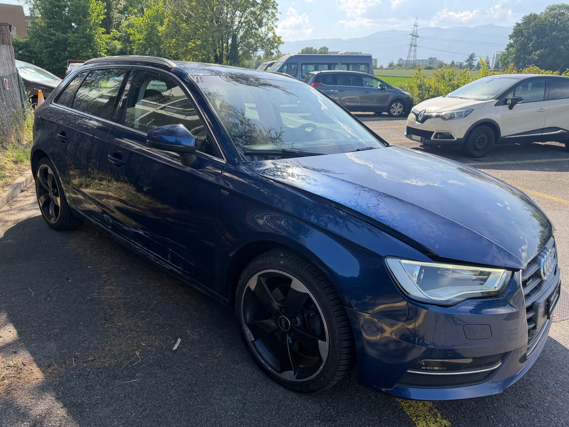 AUDI A3 Sportback 1.8 TFSI Ambiente quattro S-tronic-image-3