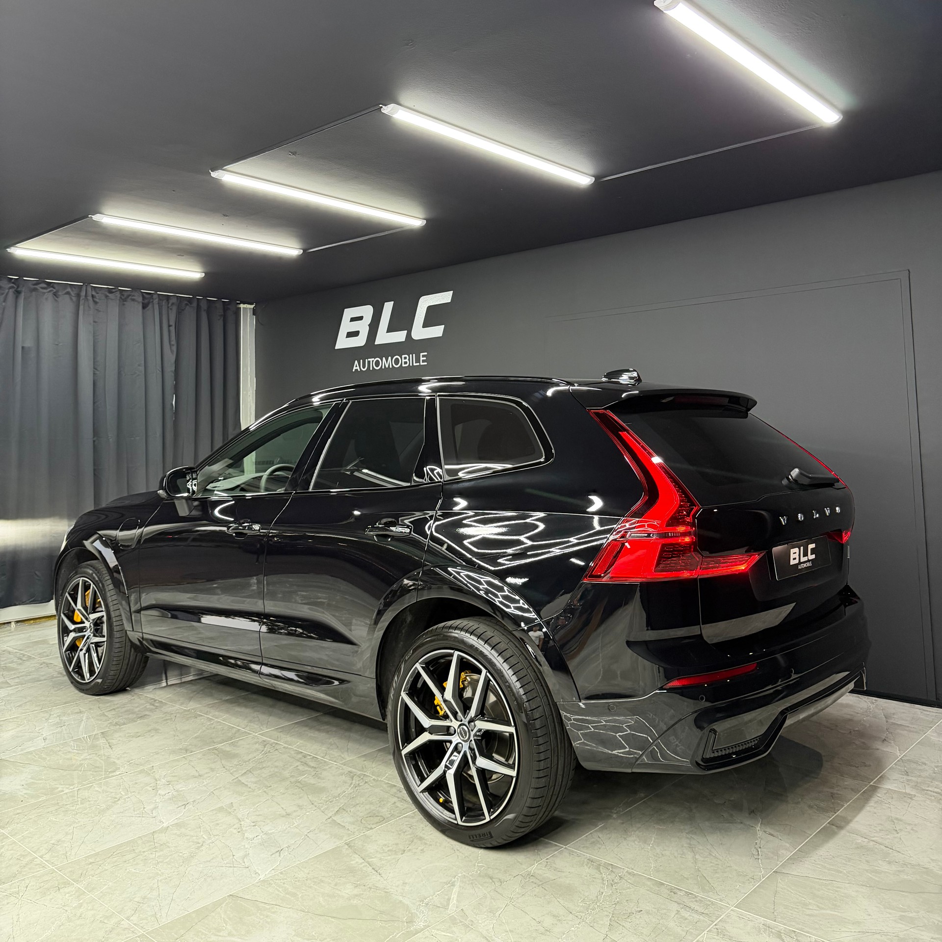 VOLVO XC60 T8 eAWD PluginHybrid Polestar Geartronic-image-4