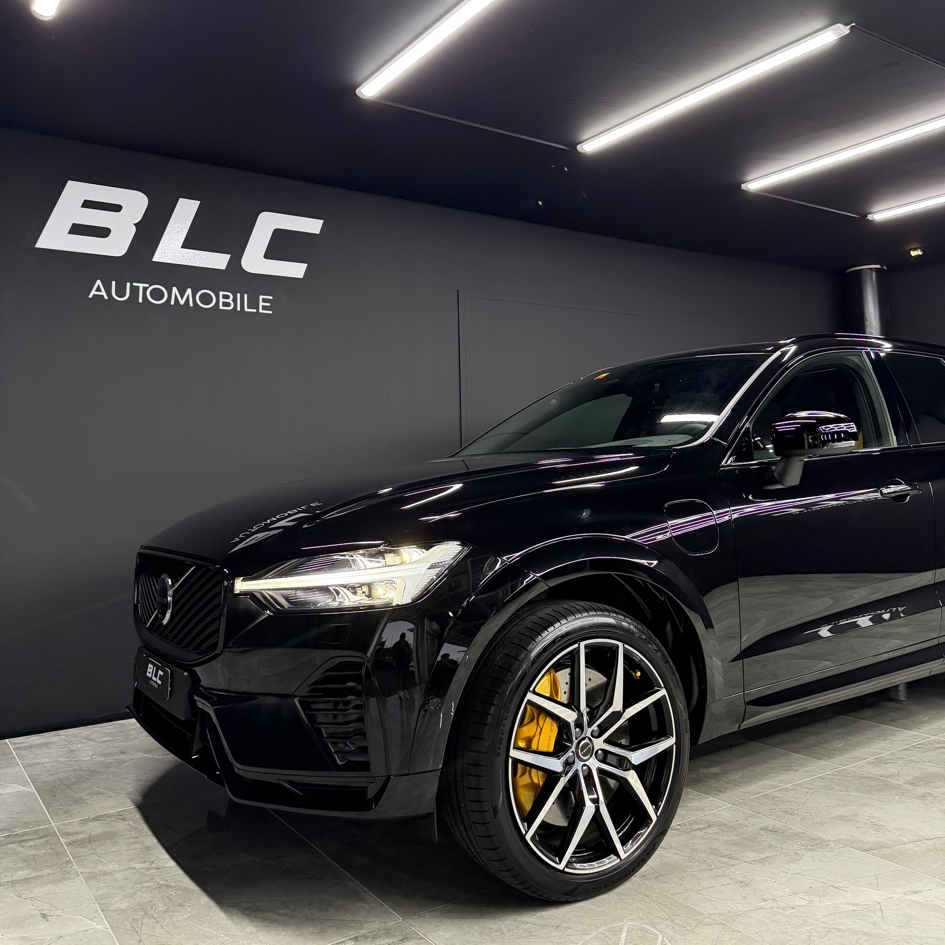 VOLVO XC60 T8 eAWD PluginHybrid Polestar Geartronic-image-1