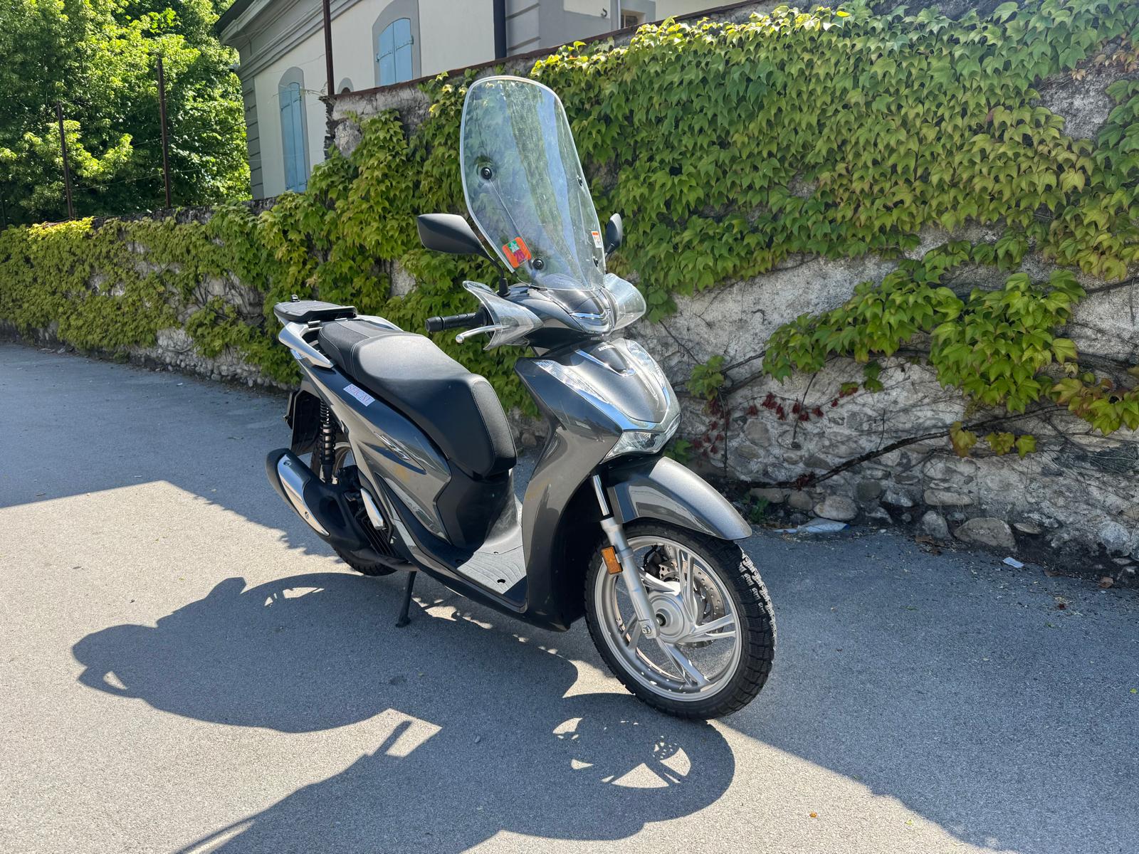 HONDA SH 125 +