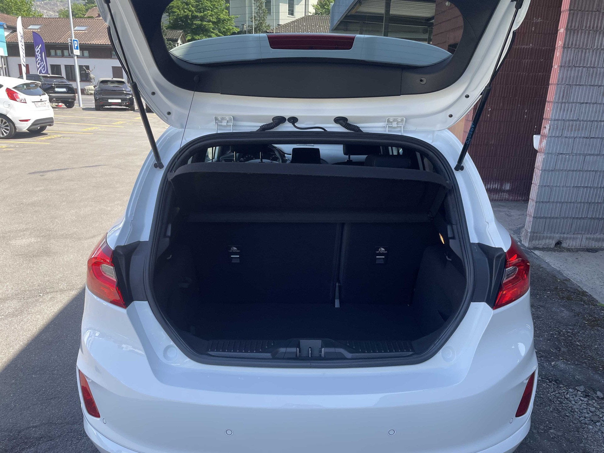 FORD Fiesta 1.0 EcoB ST-Line-image-15