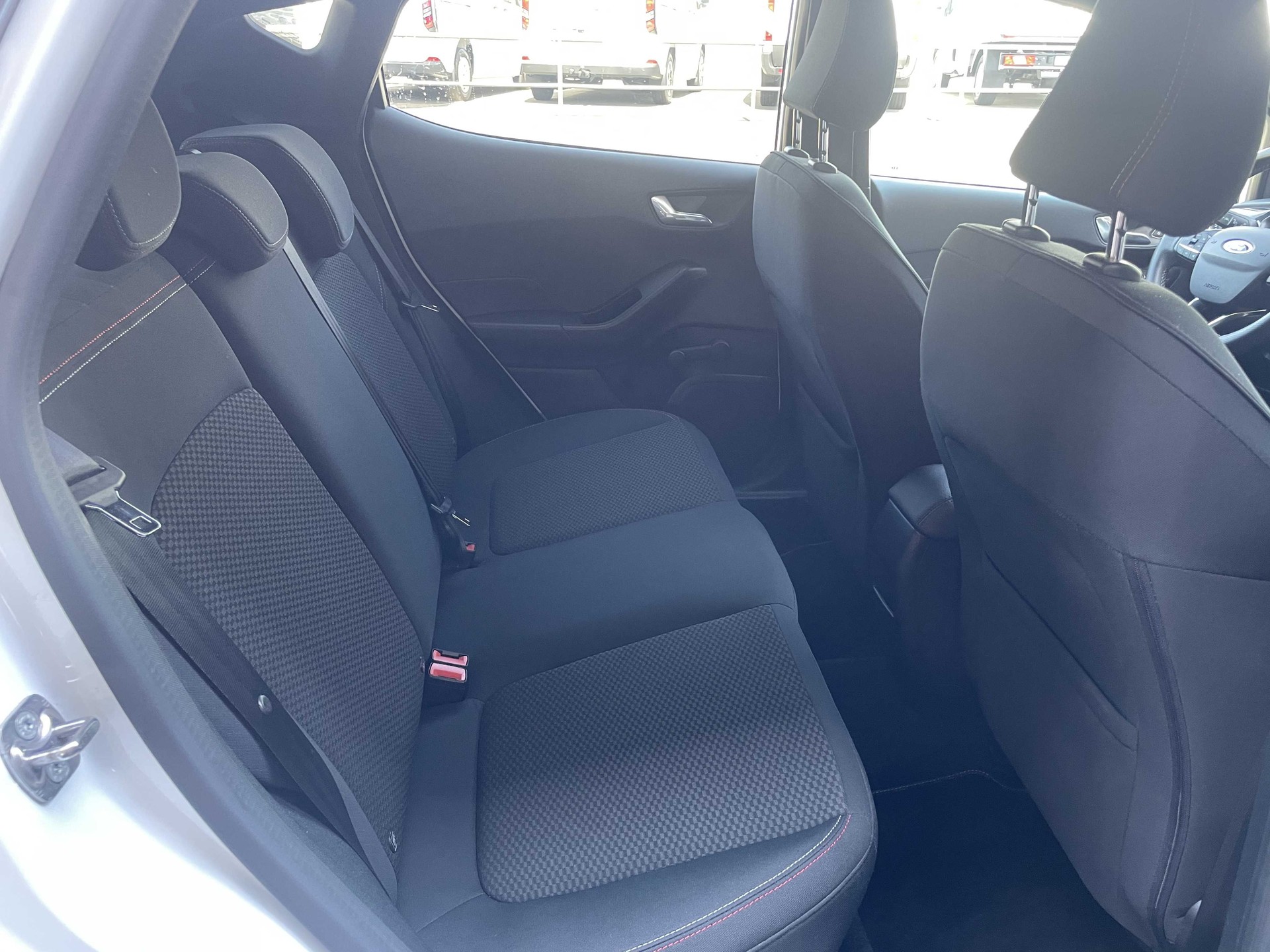 FORD Fiesta 1.0 EcoB ST-Line-image-13