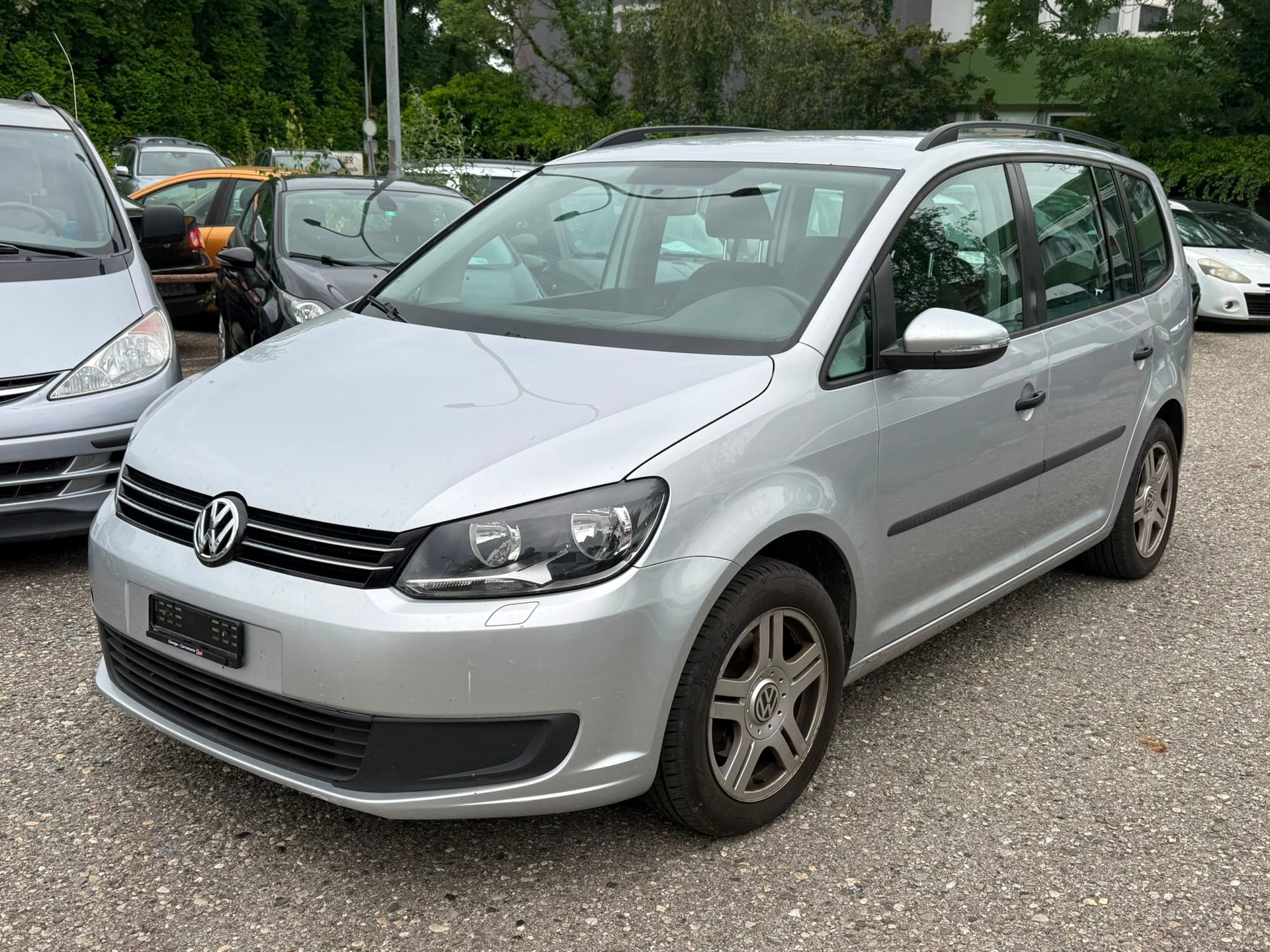 VW Touran 1.6 TDI BMT Comfortline DSG-image-1